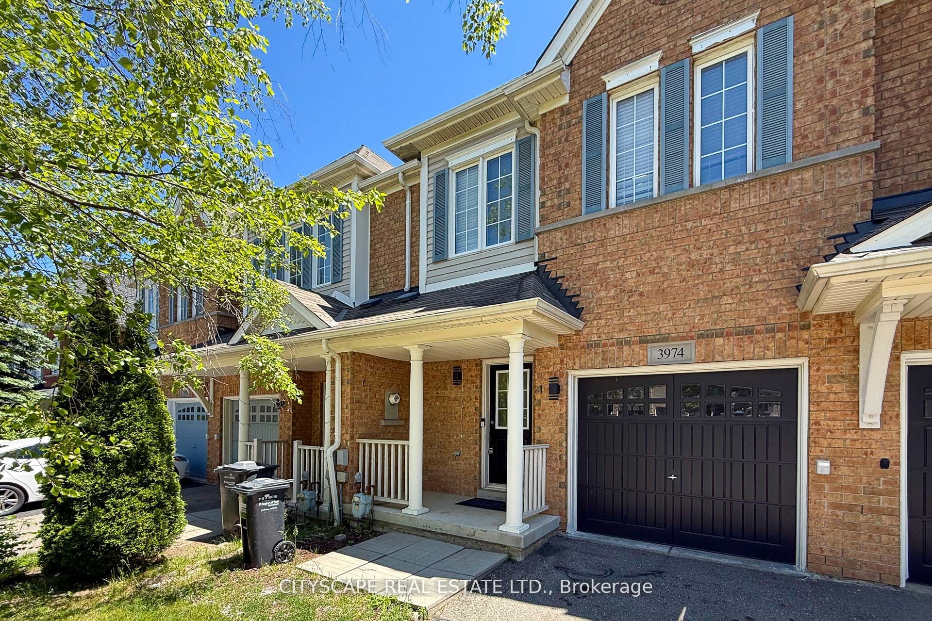 3974 Stardust Drive, Mississauga, ON L5M 8A5 photo 3