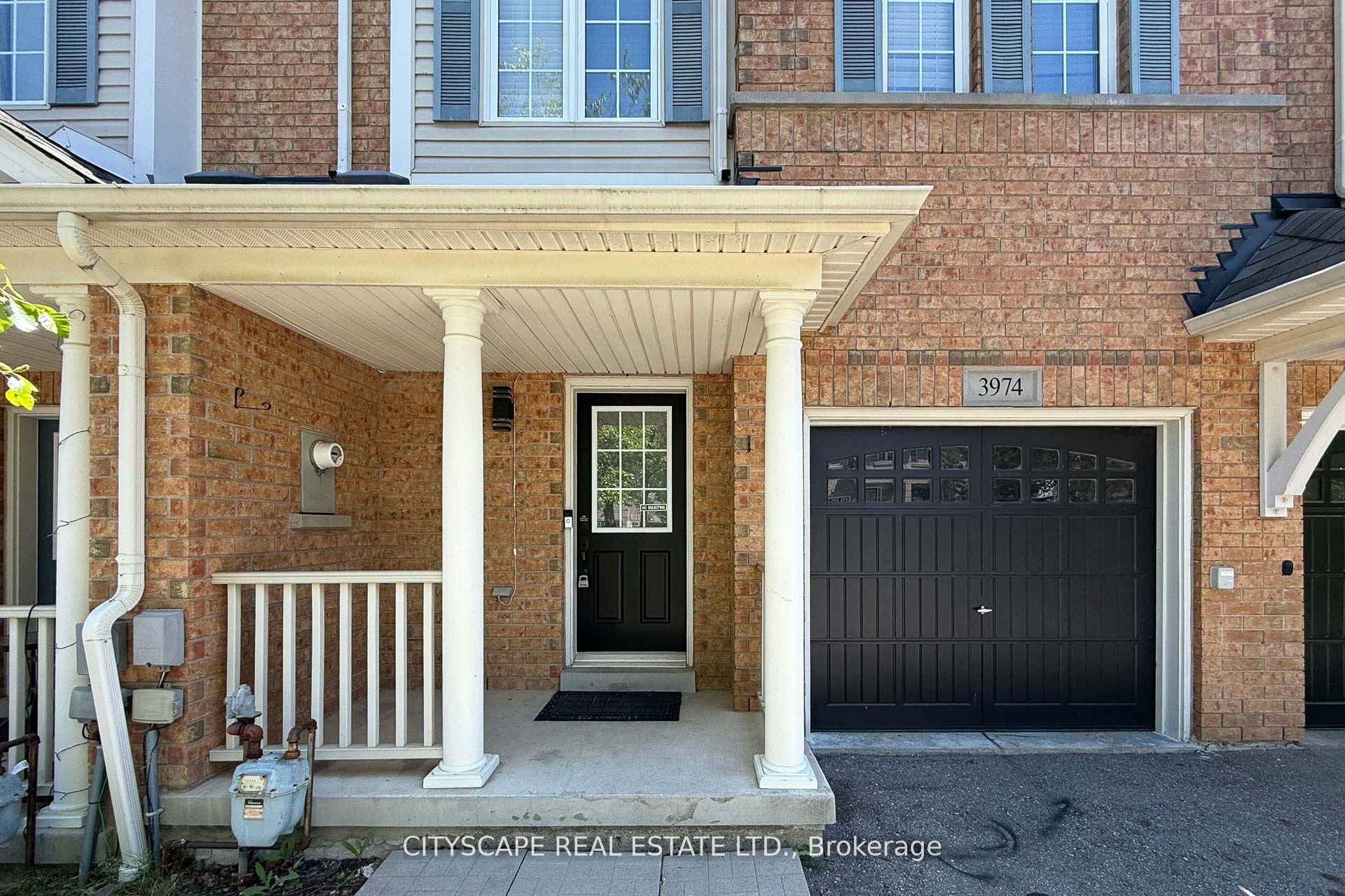 3974 Stardust Drive, Mississauga, ON L5M 8A5 photo 4