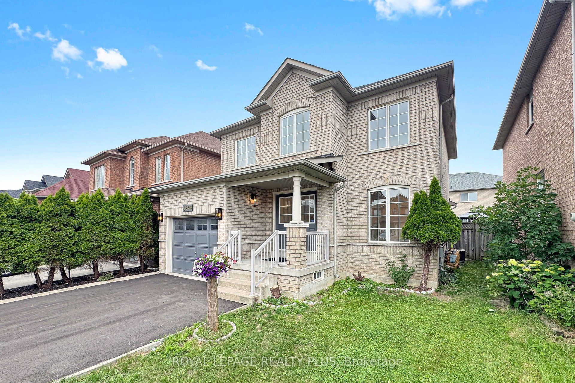 3249 Mcdowell Drive, Mississauga, ON L5M 6S4 photo 3