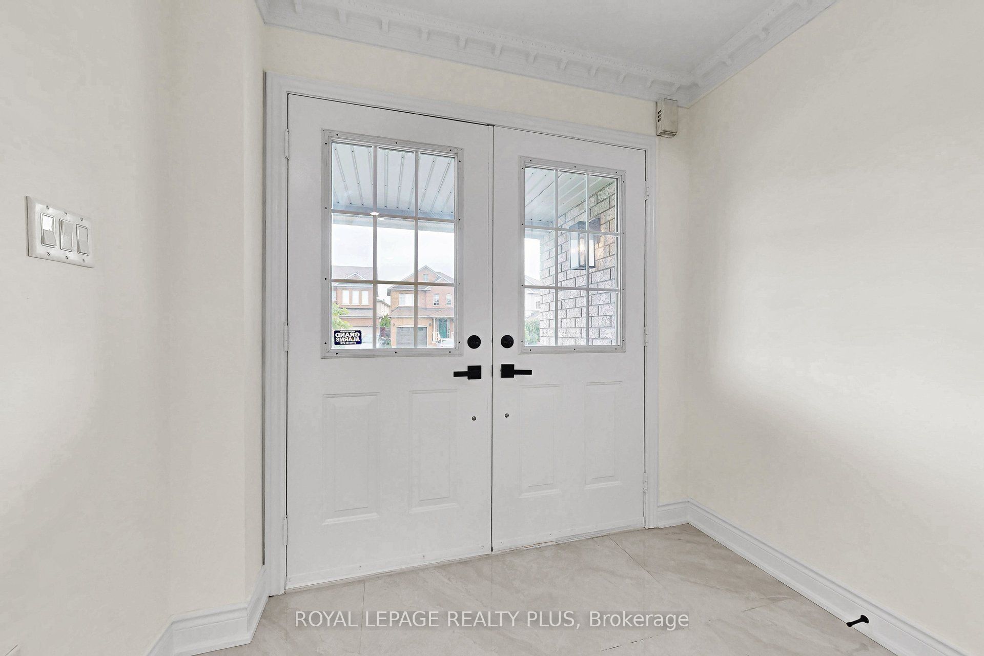 3249 Mcdowell Drive, Mississauga, ON L5M 6S4 photo 5