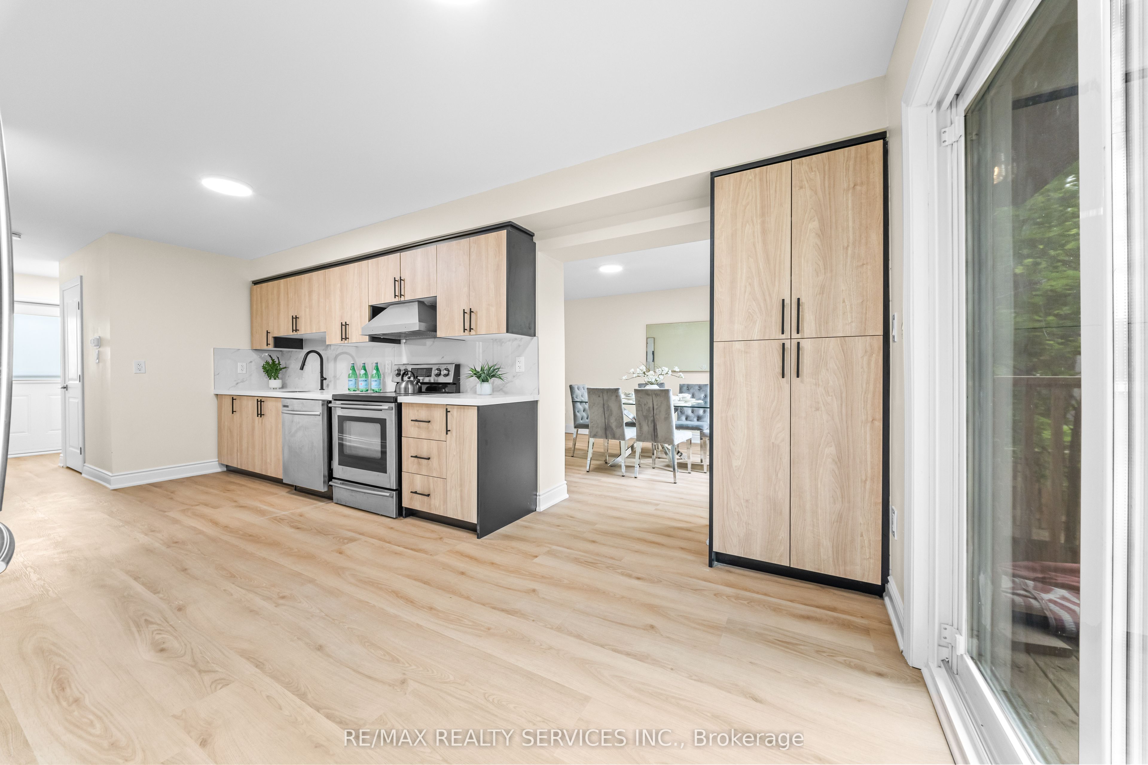 7030 Copenhagen Road 1, Mississauga, ON L5N 2P3