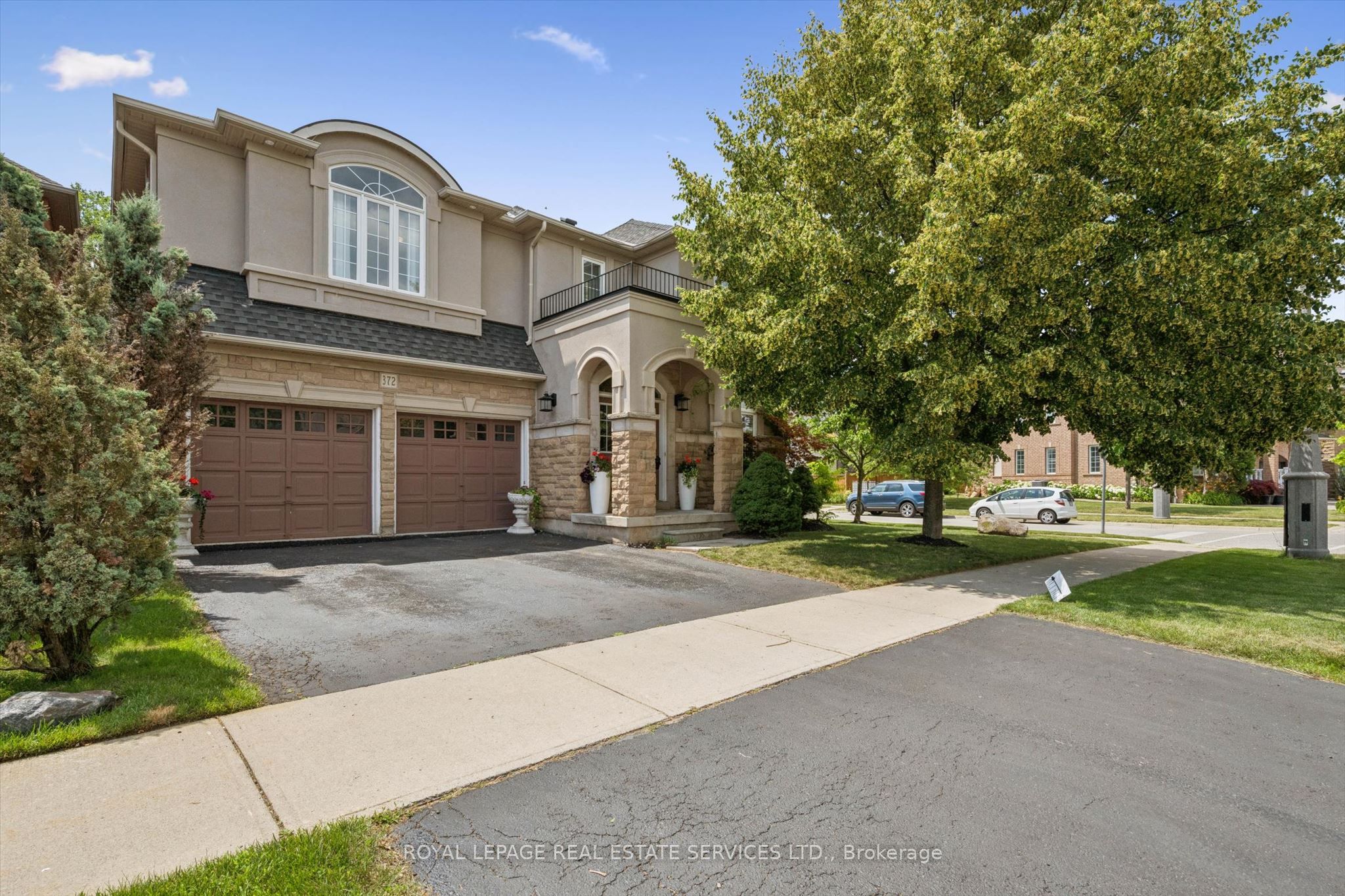 372 Creek Path Avenue, Oakville, ON L6L 6X3 photo 5