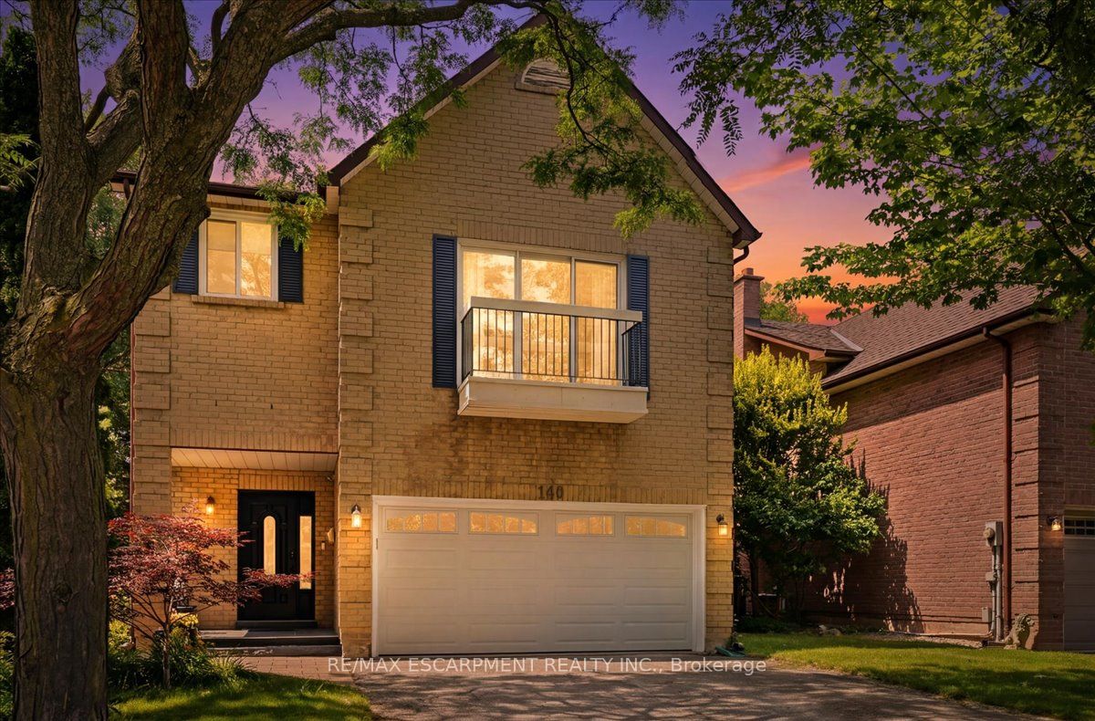 140 Romain Crescent, Oakville, ON L6H 5A6 photo 3