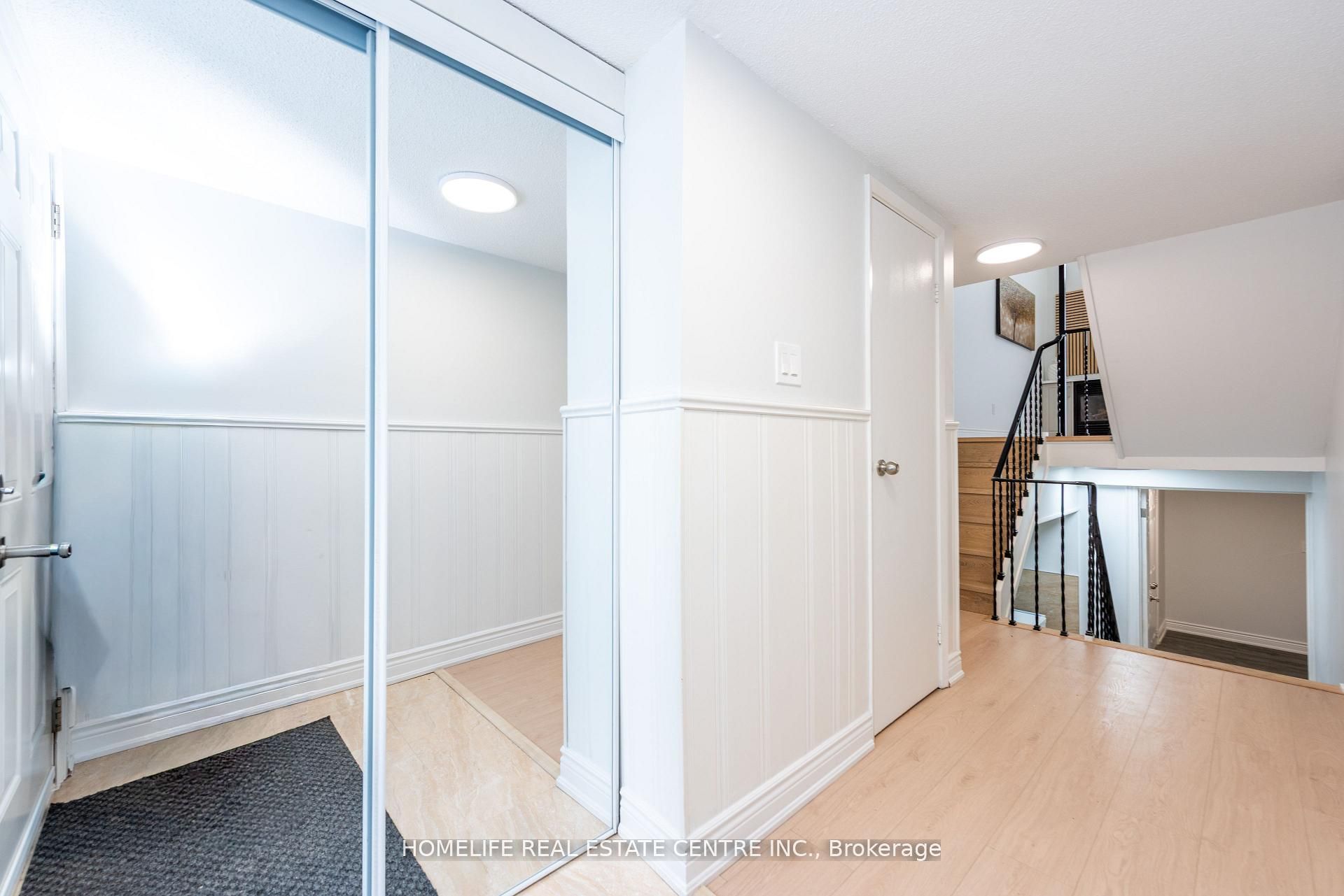 62 Mccallum Court, Brampton, ON L6W 3M4 photo 5
