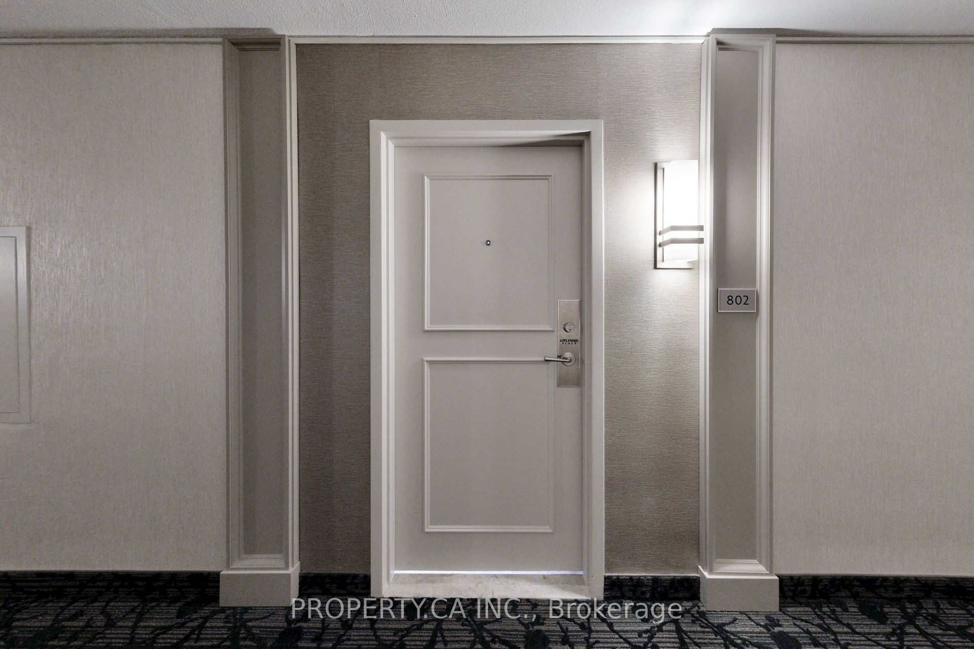1333 Bloor Street 802, Mississauga, ON L4Y 3T6 photo 2