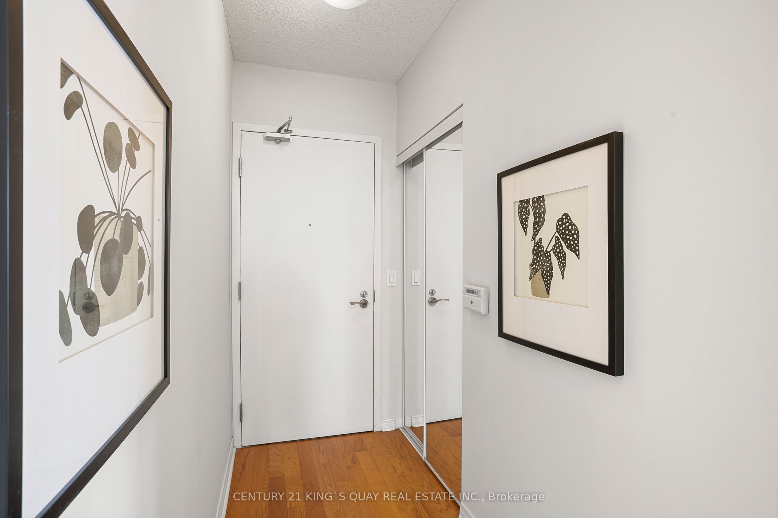 2240 Lake Shore Boulevard W 2904, Toronto, ON M8V 0A9 photo 3