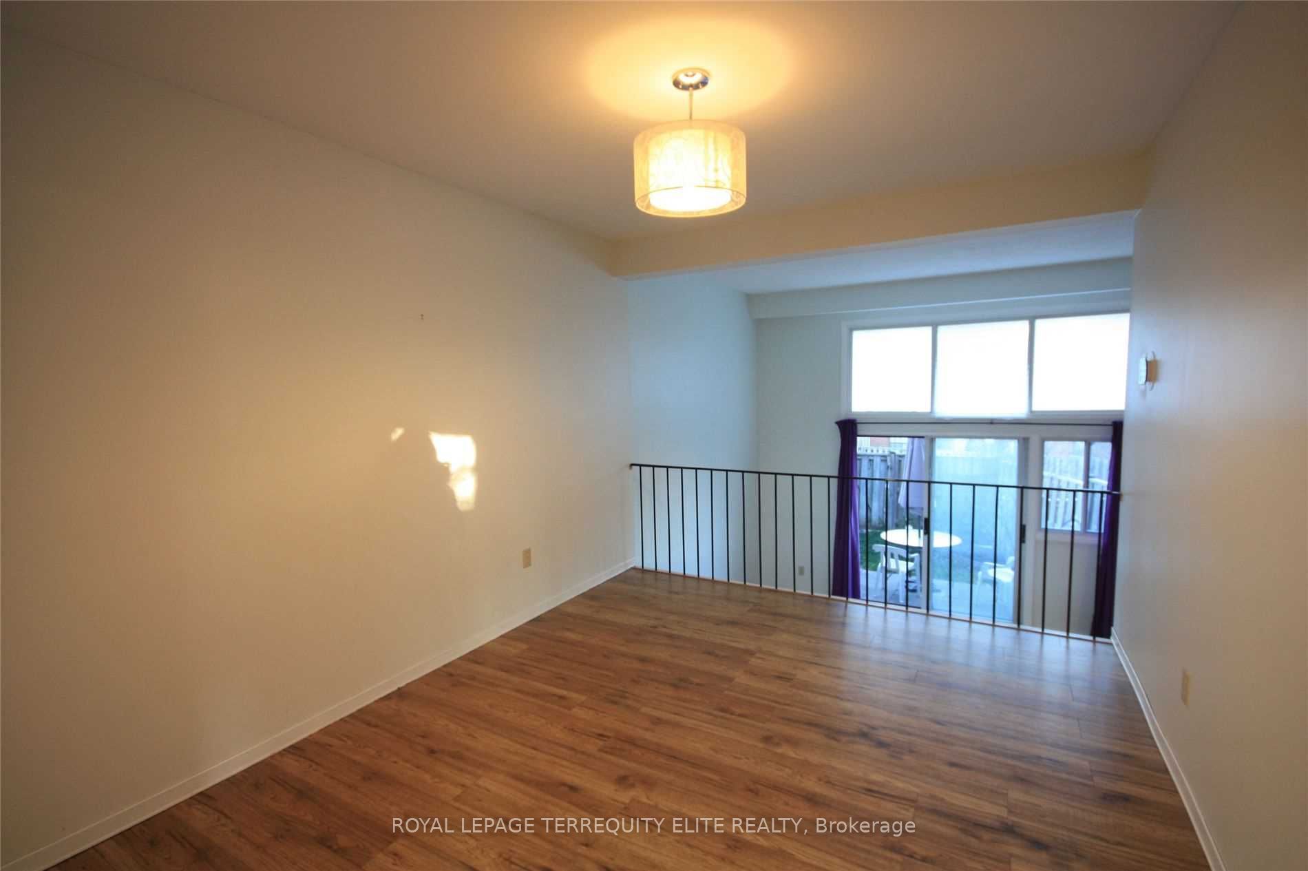 3395 Cliff Road N 114, Mississauga, ON L5A 3M7 photo 3