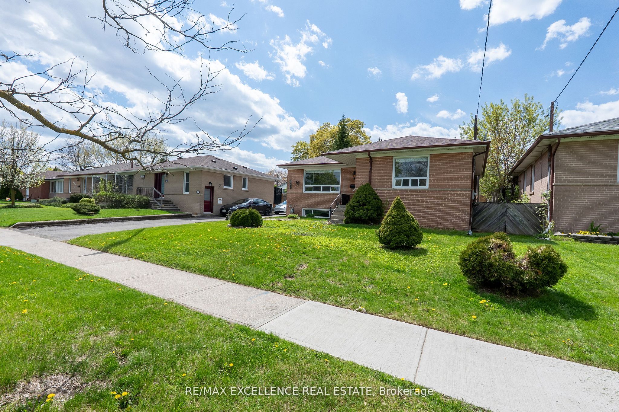 431 Delrex Boulevard, Halton Hills, ON L7G 4J1 photo 4