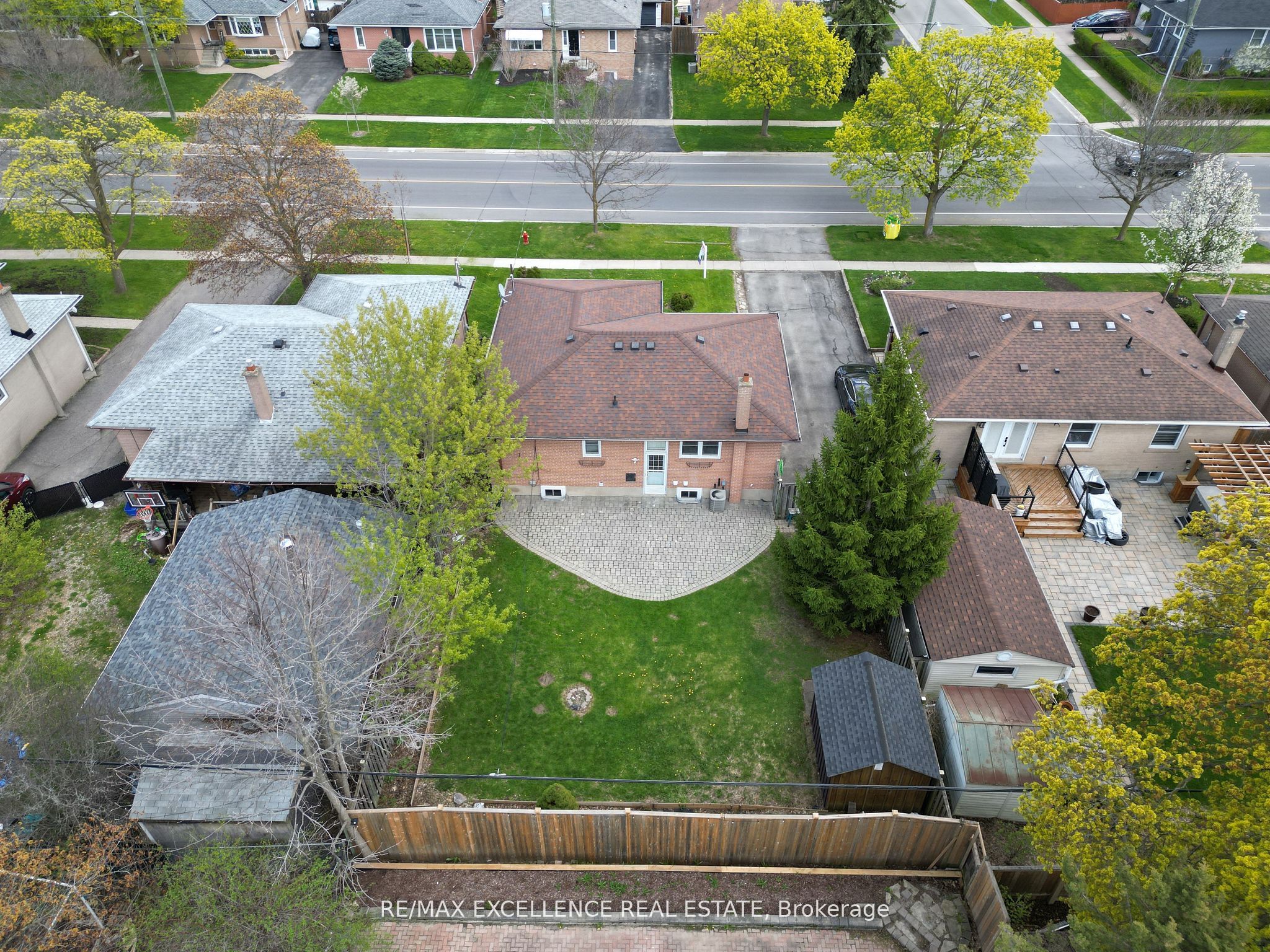 431 Delrex Boulevard, Halton Hills, ON L7G 4J1 photo 5