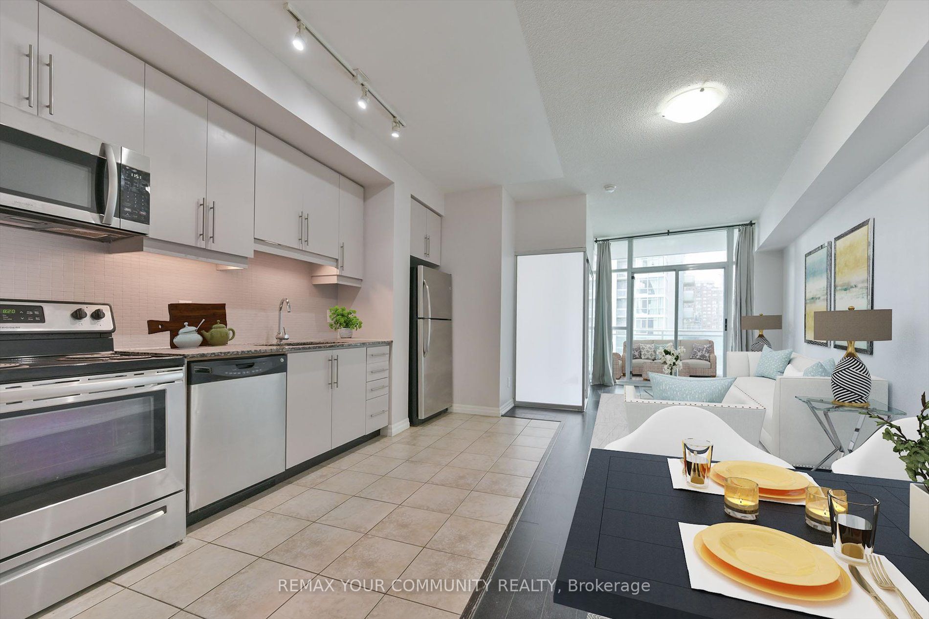 223 Webb Drive 908, Mississauga, ON L5B 0E8 photo 5