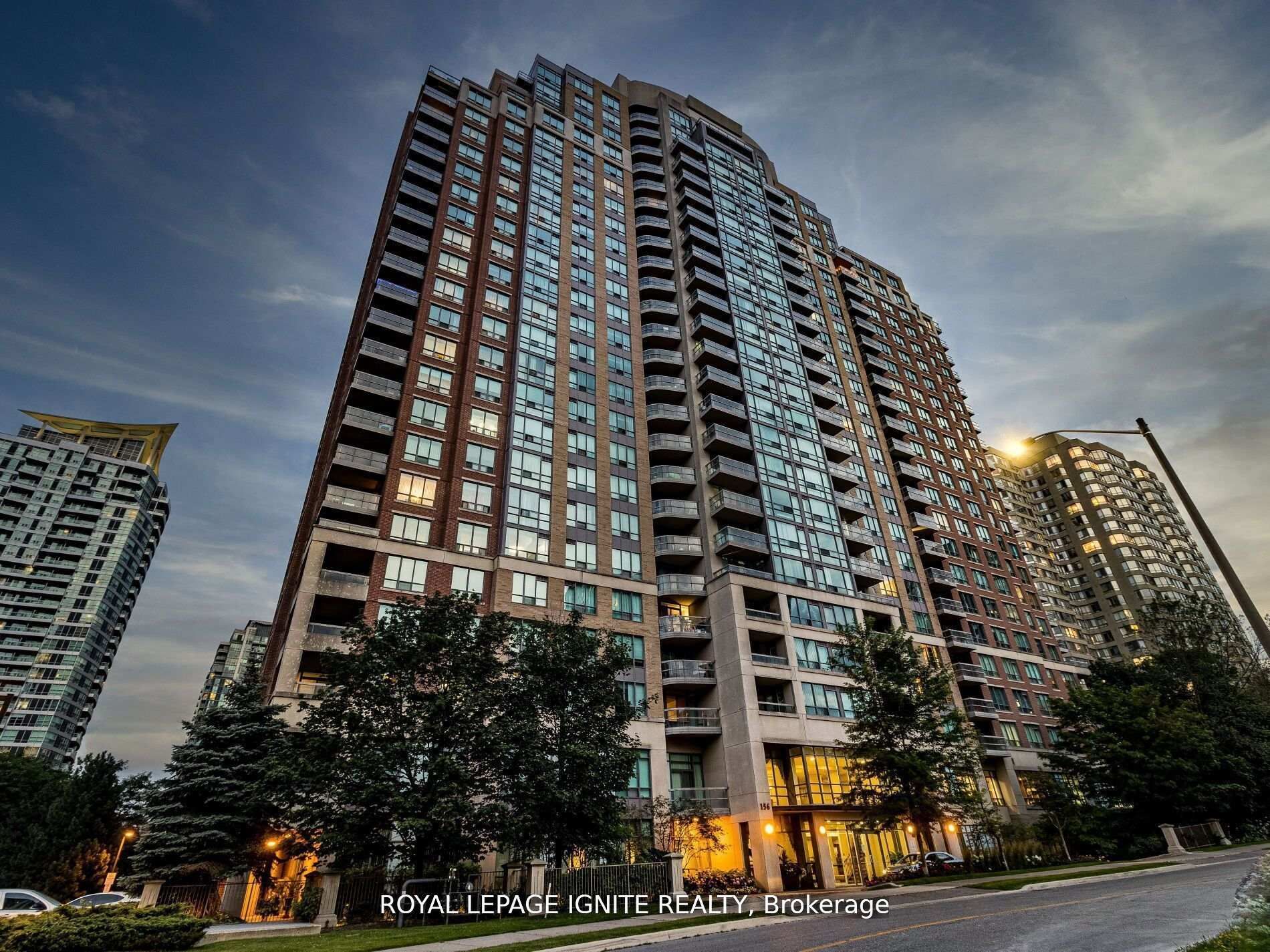 156 Enfield Place 1711, Mississauga, ON L5B 4L8