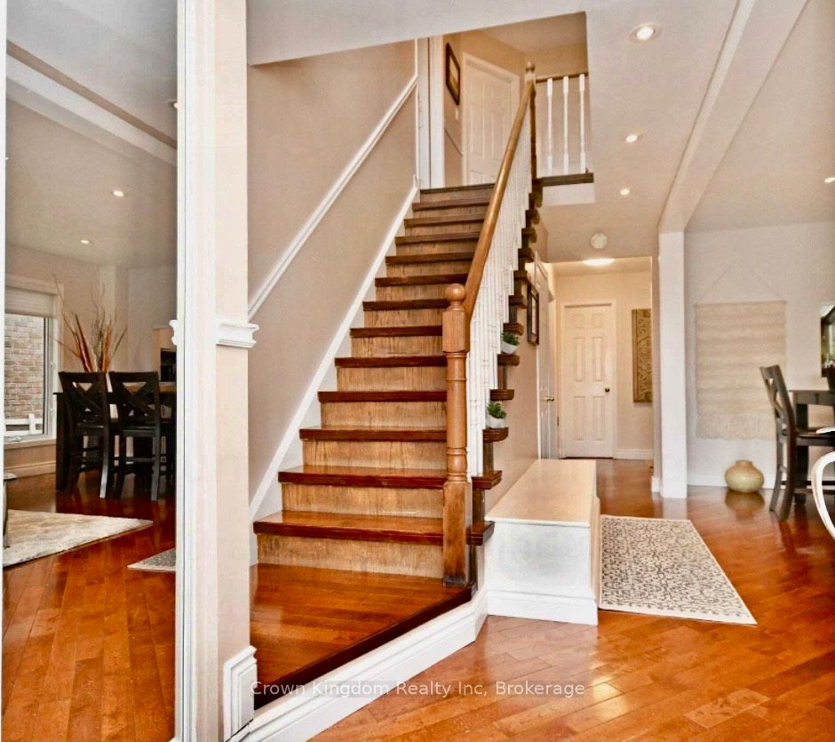 78 Floribunda Crescent, Brampton, ON L6T 4S2 photo 3