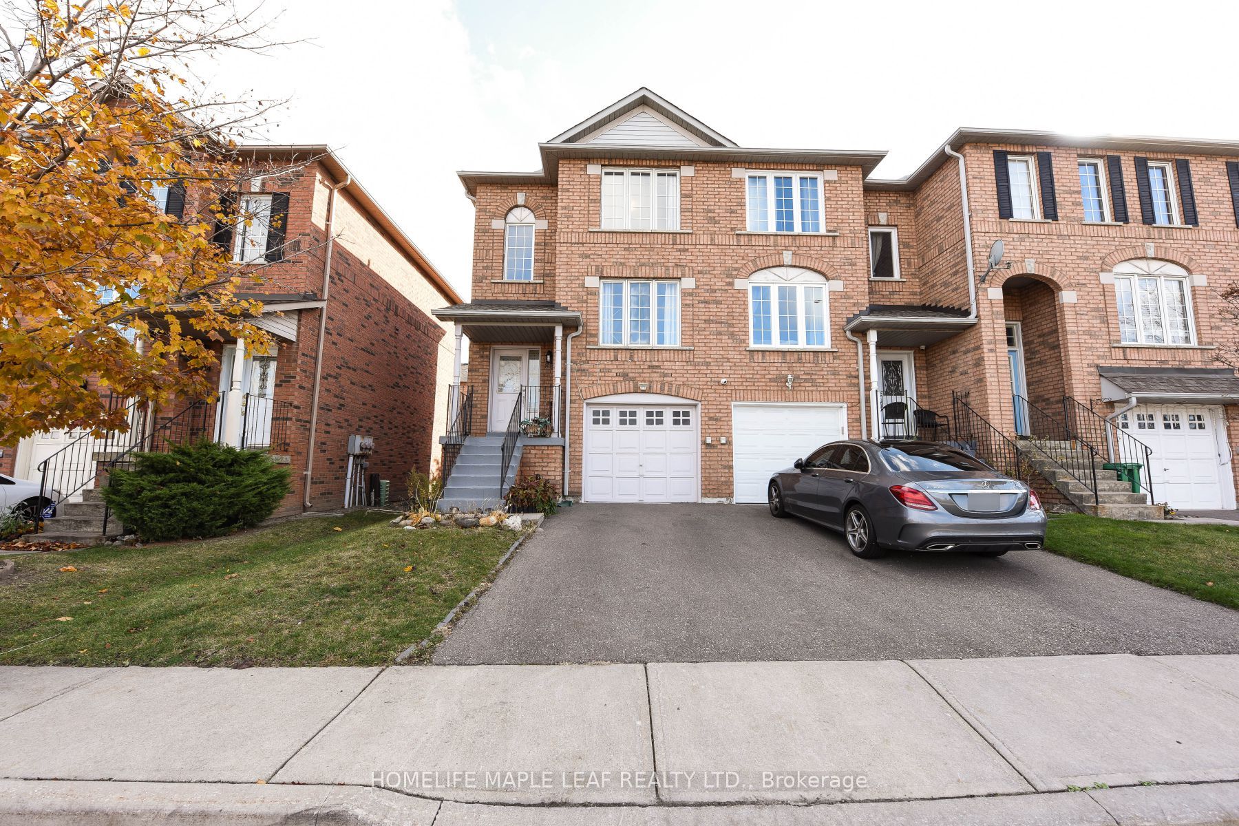 2 Clay Brick Court E 88, Brampton, ON L6V 4M7