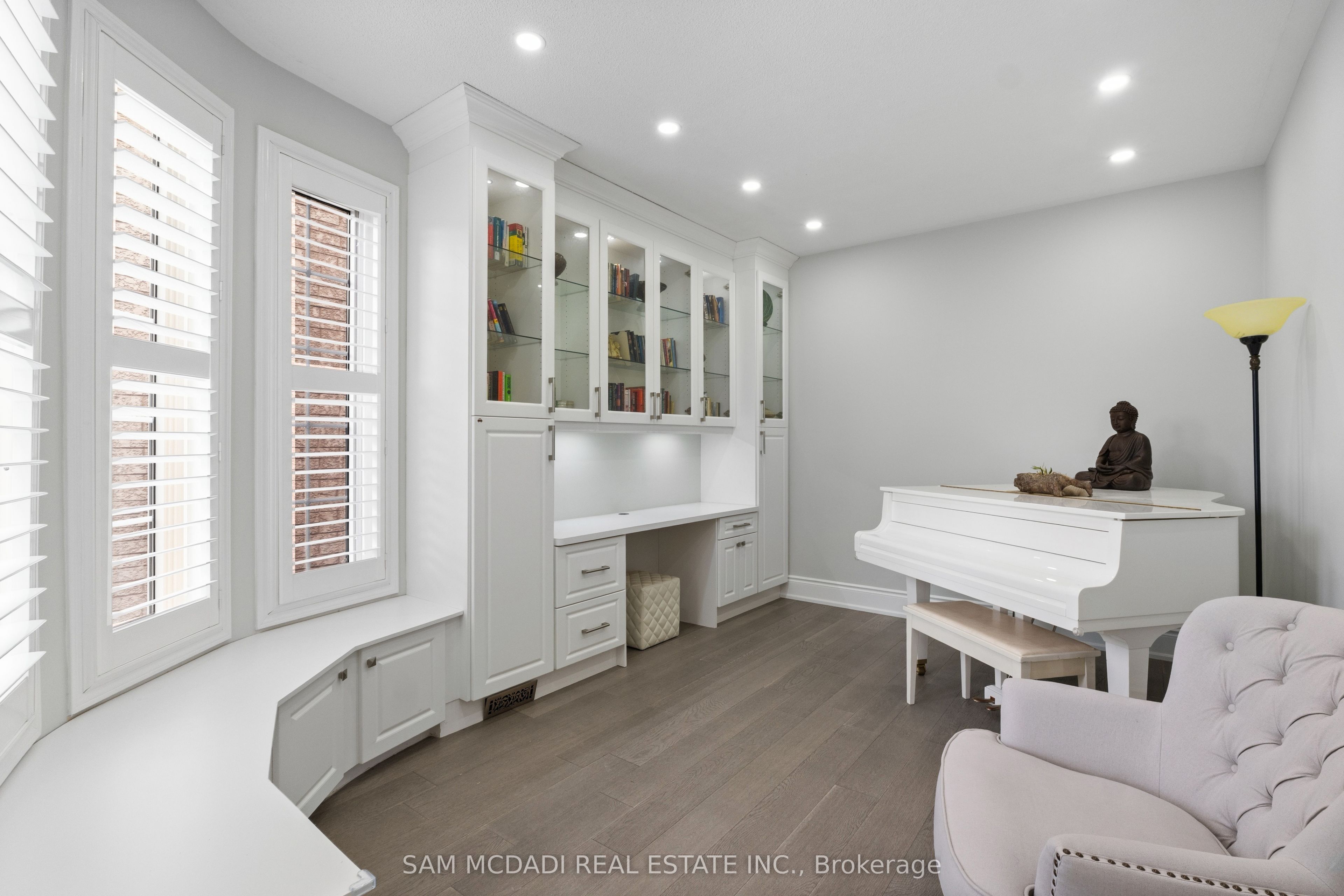 7516 Terragar Boulevard, Mississauga, ON L5N 8H6 photo 5