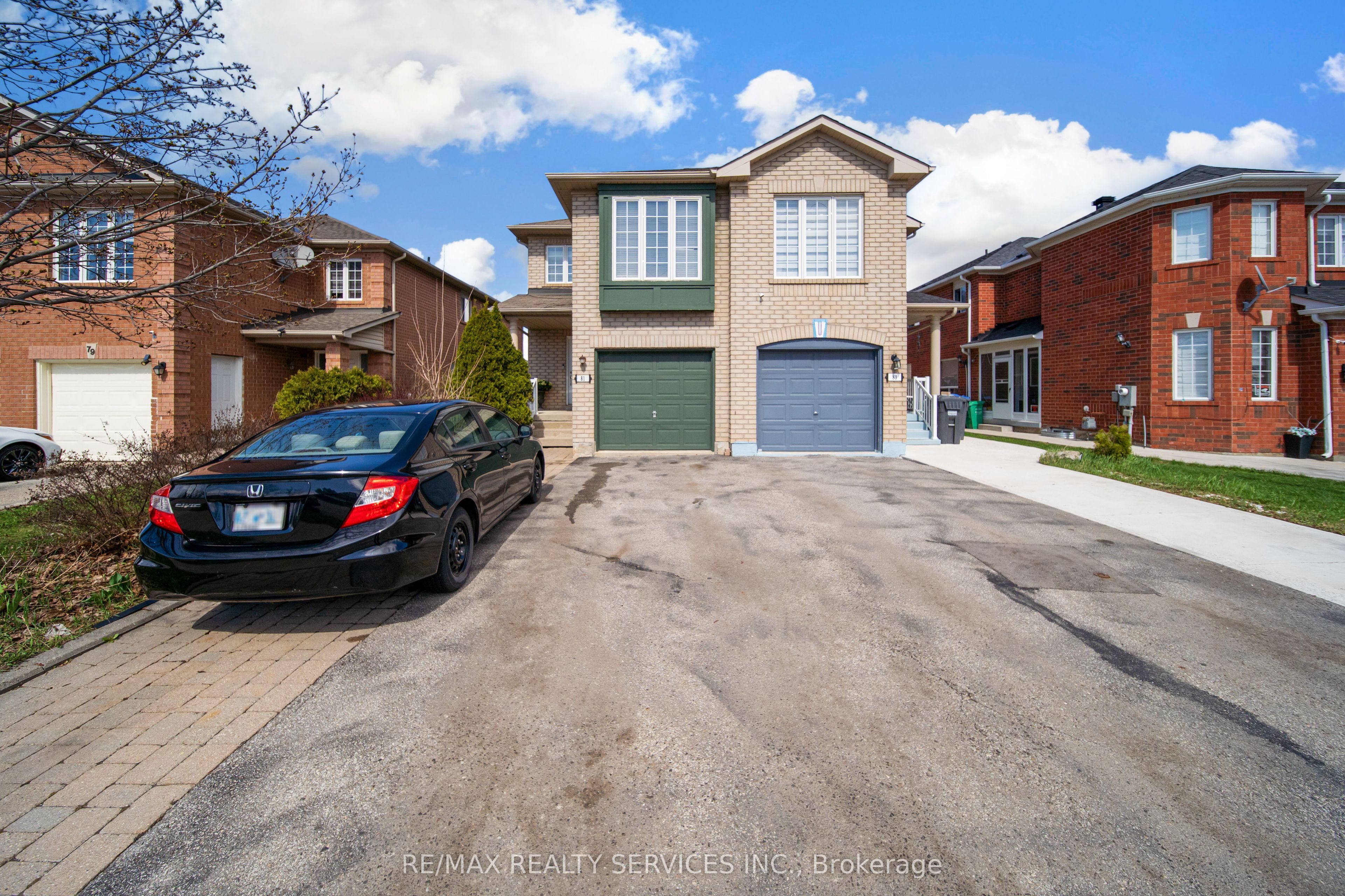 81 Roadmaster Lane, Brampton, ON L7A 3A8 photo 2