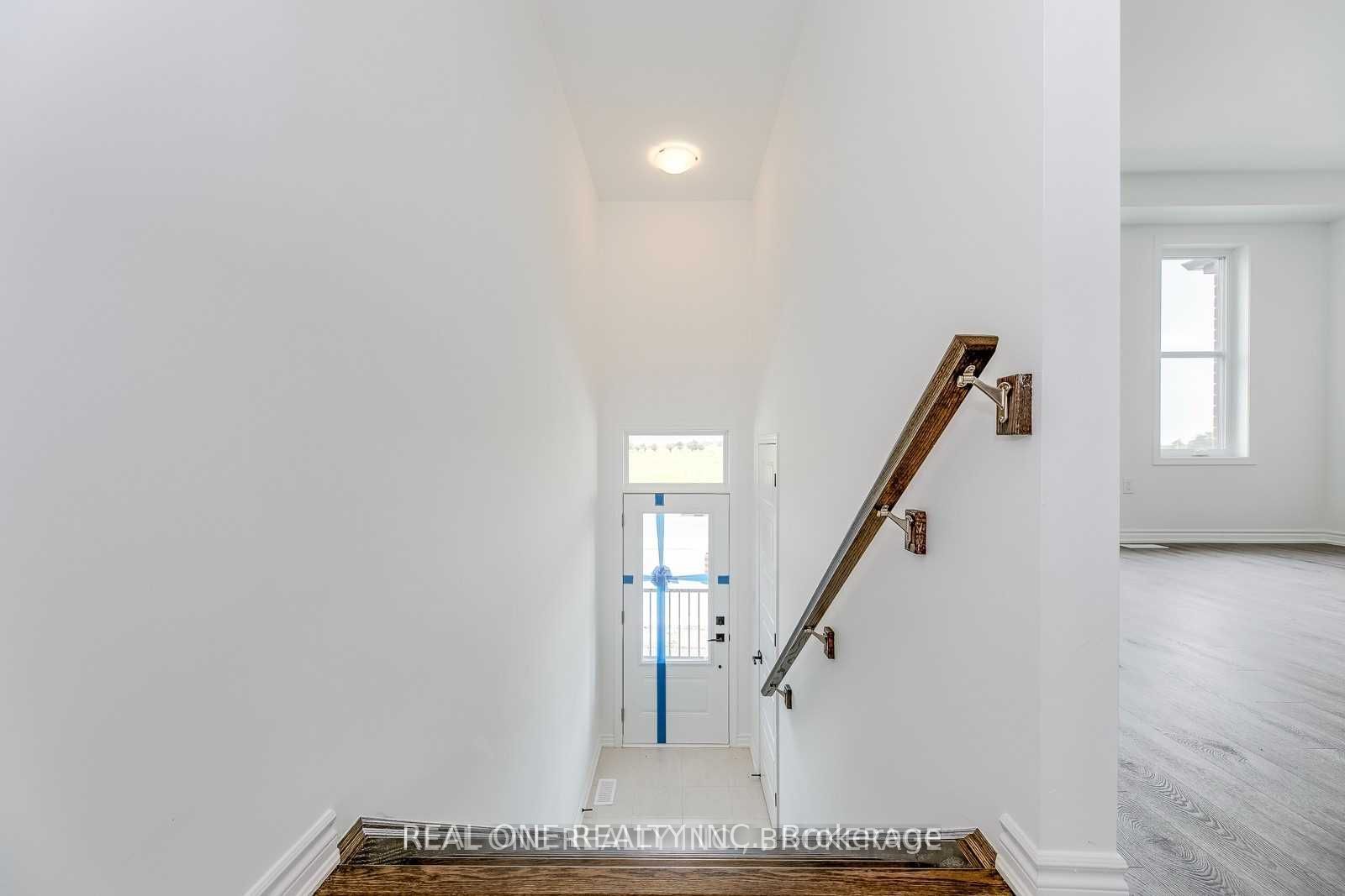 980 Logan Drive 34, Milton, ON L9T 7E7 photo 4