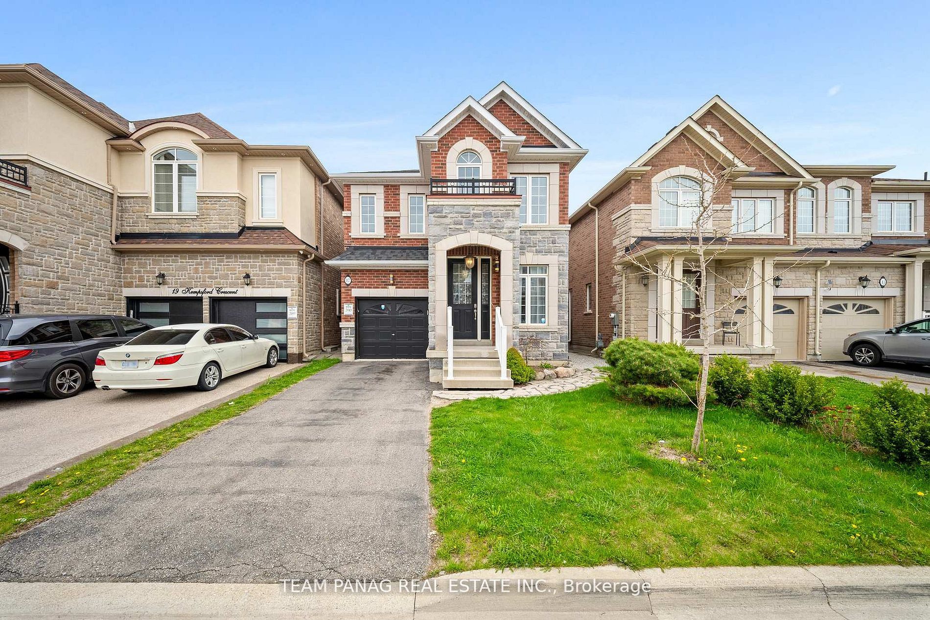 17 Kempsford Crescent, Brampton, ON L7A 4M5 photo 3