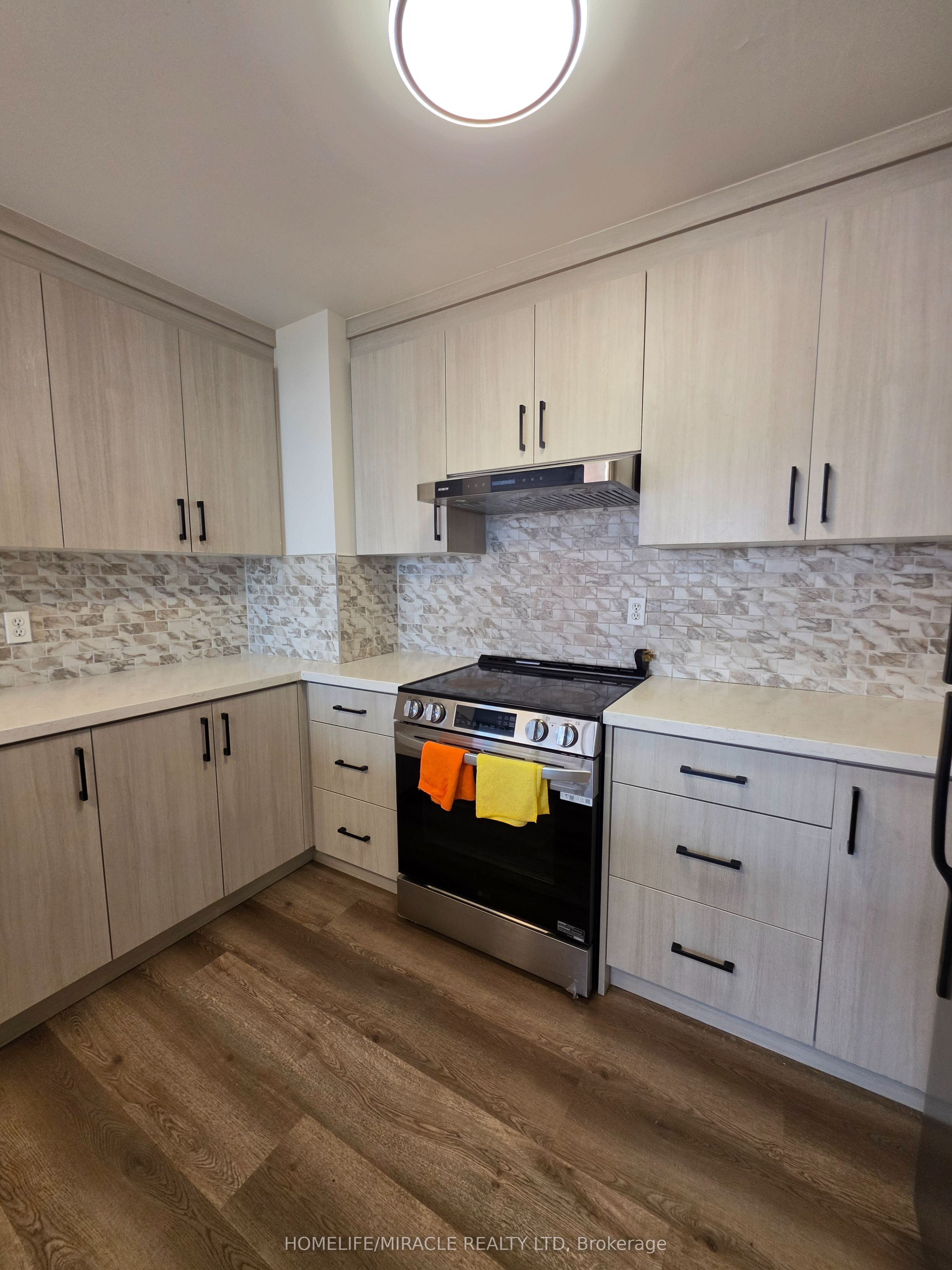 2645 Kipling Avenue 1503, Toronto, ON M9V 3S6 photo 4