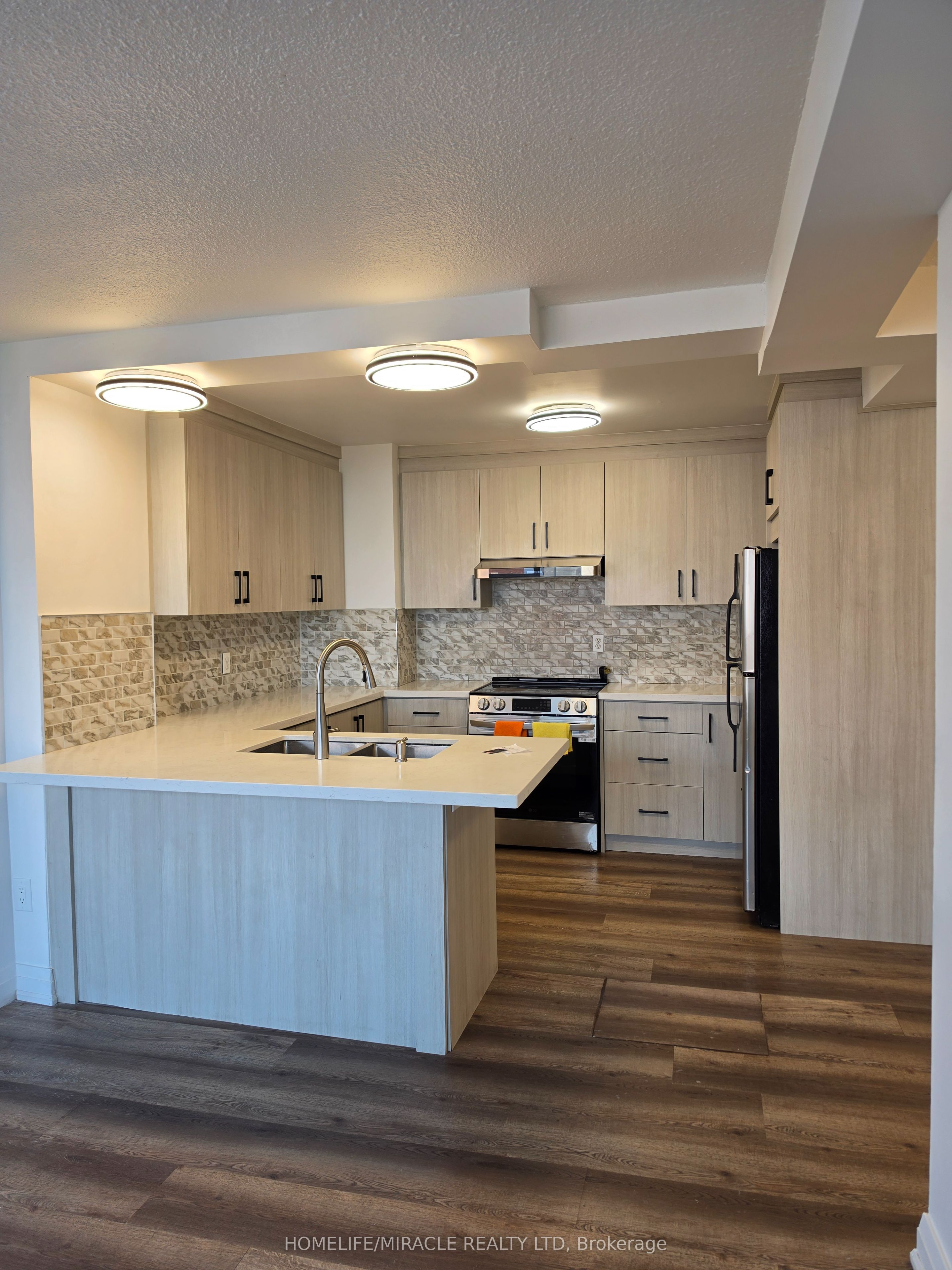 2645 Kipling Avenue 1503, Toronto, ON M9V 3S6 photo 5