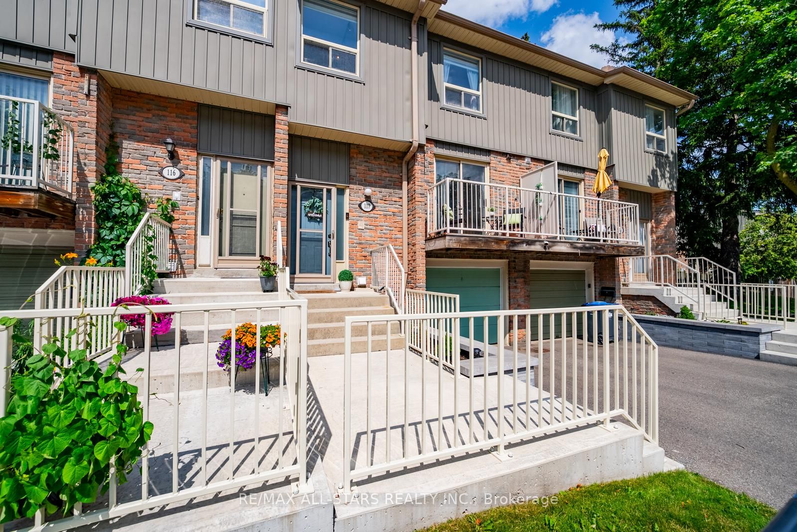 60 Hanson Road 117, Mississauga, ON L5B 2P6 photo 3