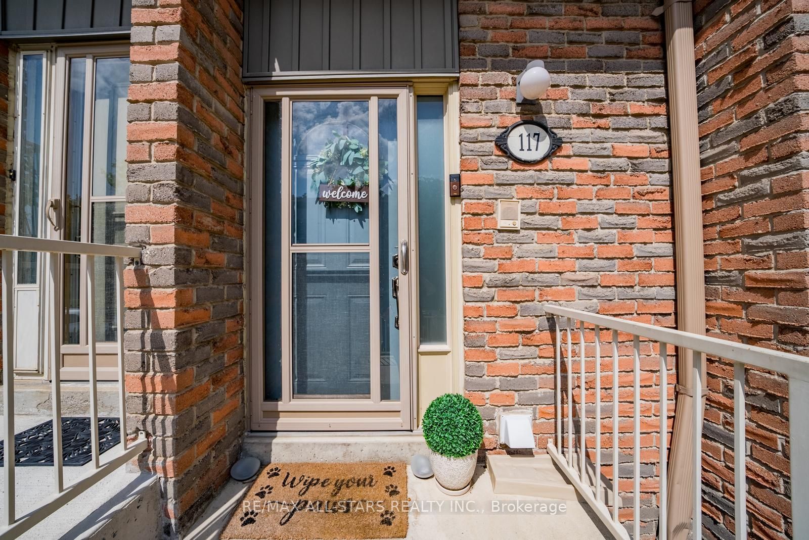 60 Hanson Road 117, Mississauga, ON L5B 2P6 photo 5