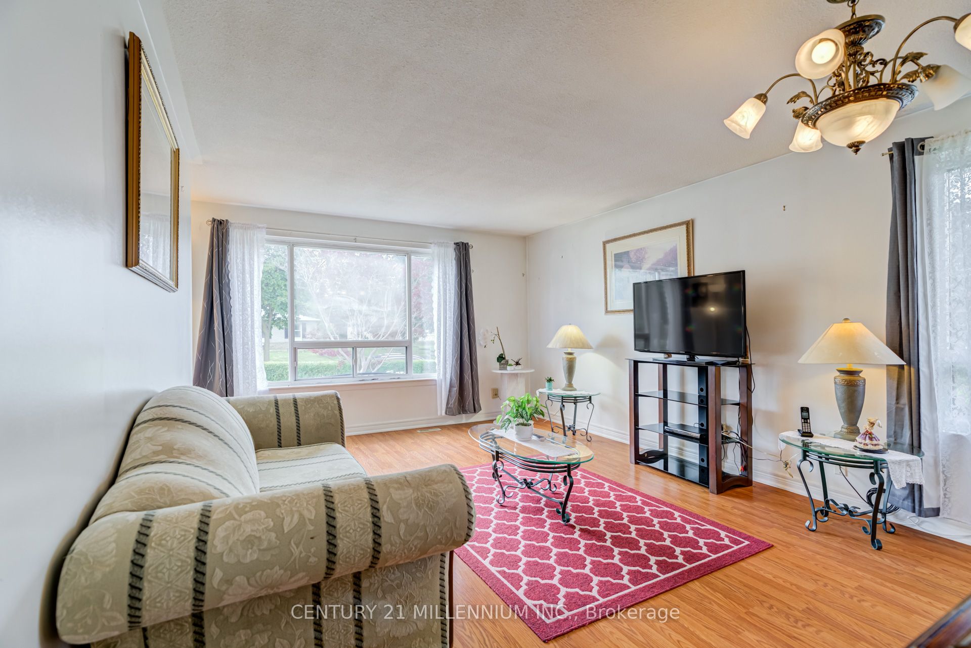 150 Folkstone Crescent, Brampton, ON L6T 3M5 photo 4