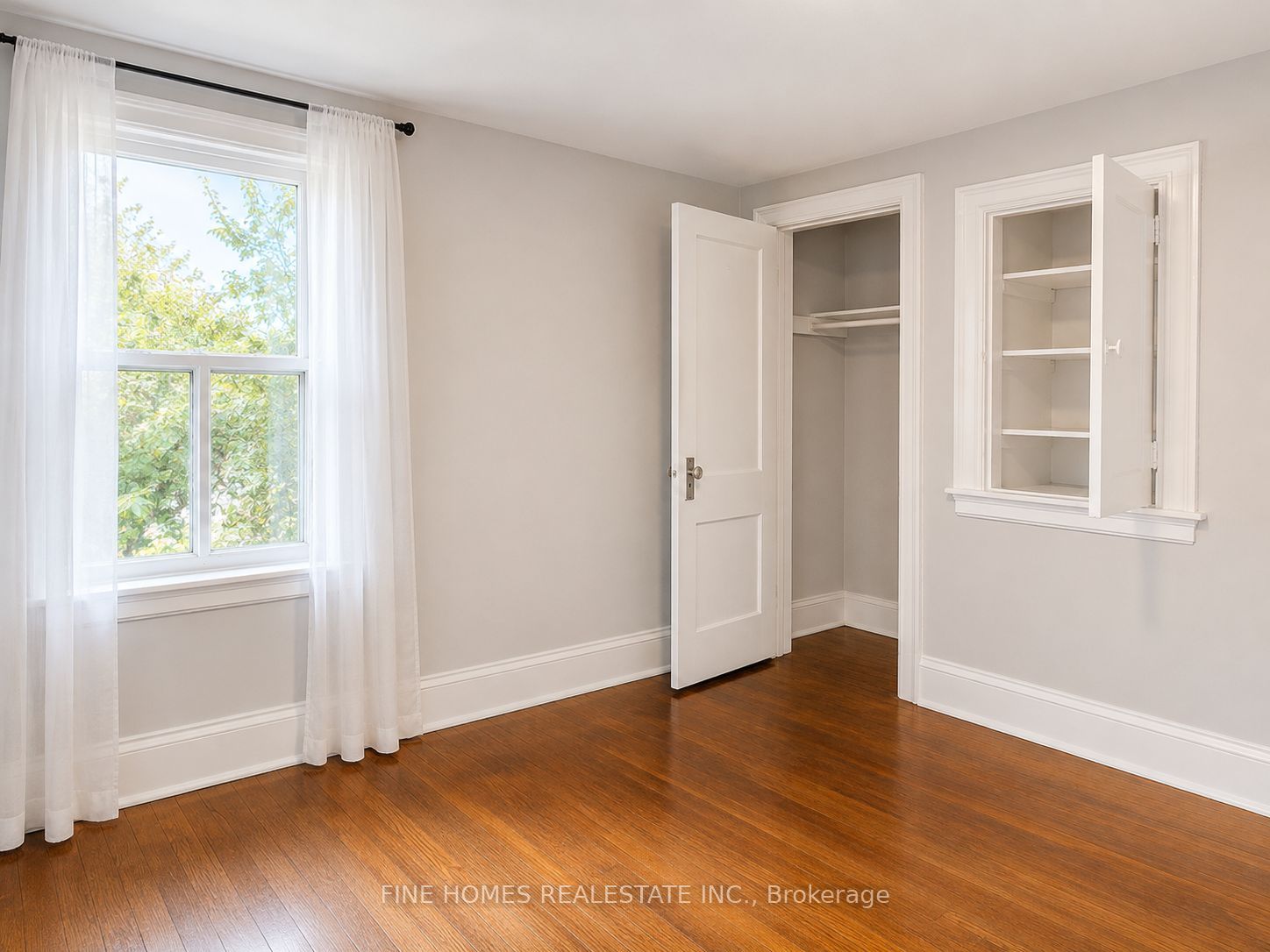 44 Hillside Avenue, Toronto, ON M8V 1S6 photo 4