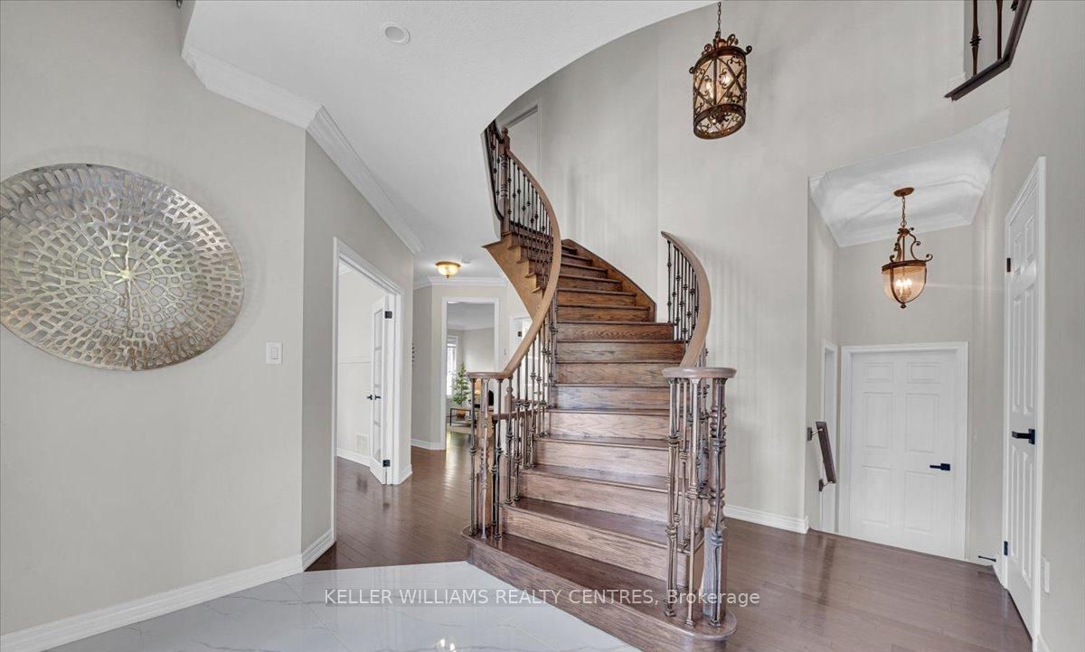 2309 Eighth Line, Oakville, ON L6H 7L7 photo 4