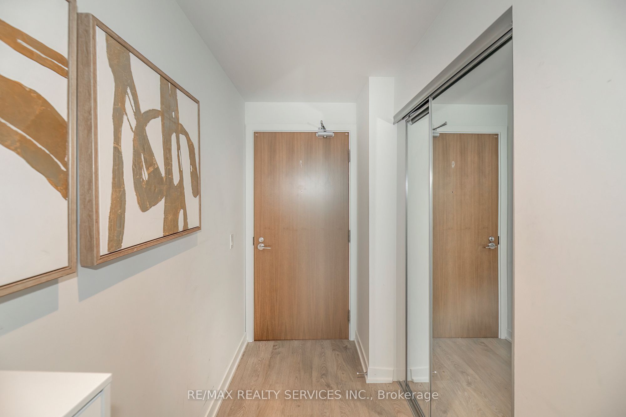 1926 Lakeshore Boulevard W 1616, Toronto, ON M6S 1A1 photo 5