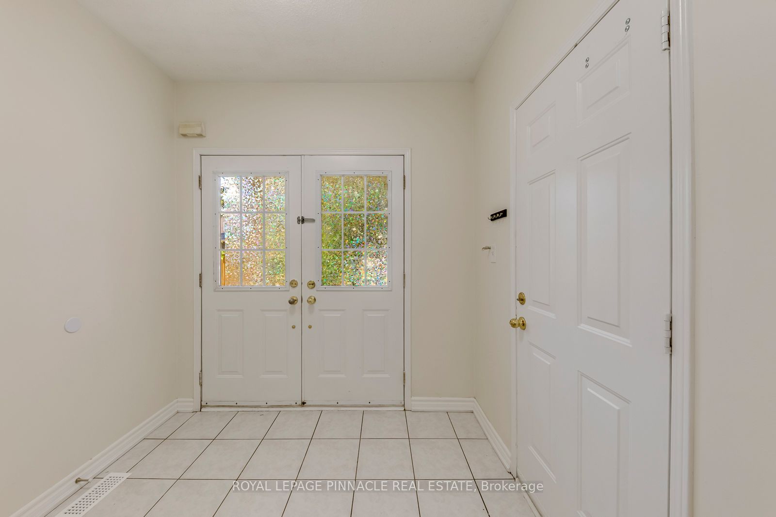 3079 Turbine Crescent, Mississauga, ON L5M 6X1 photo 4