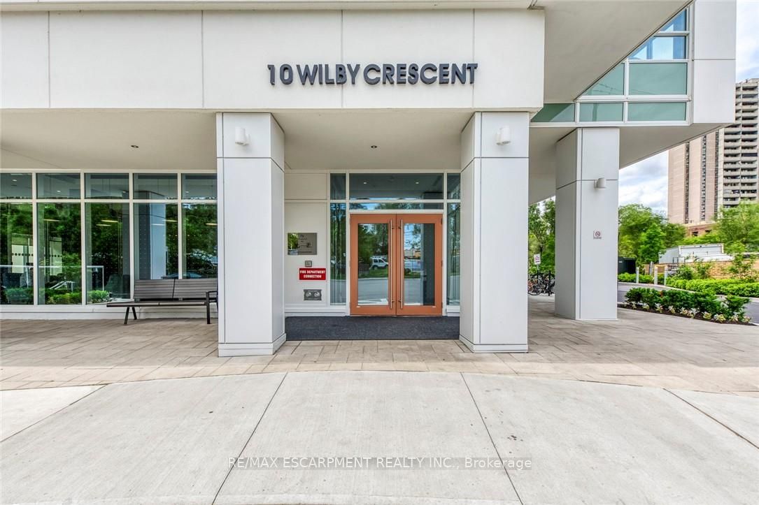10 Wilby Crescent 309, Toronto, ON M9N 1E6 photo 3