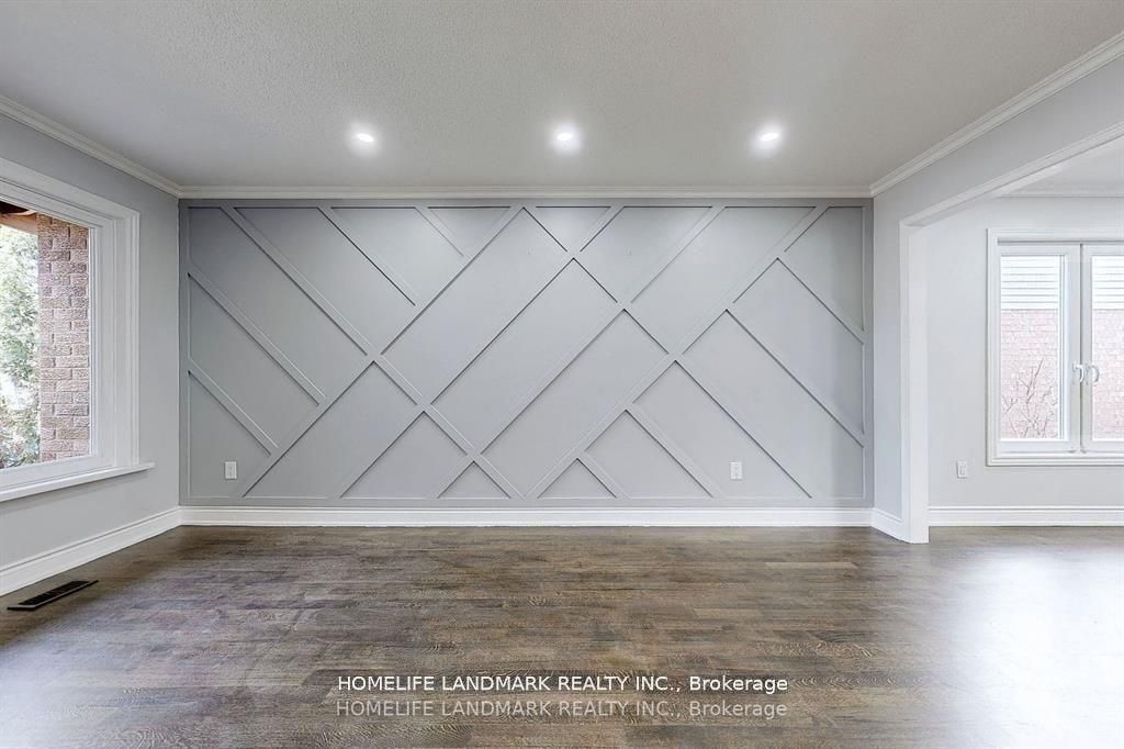 3452 Cherrington Crescent, Mississauga, ON L5L 5B7 photo 4