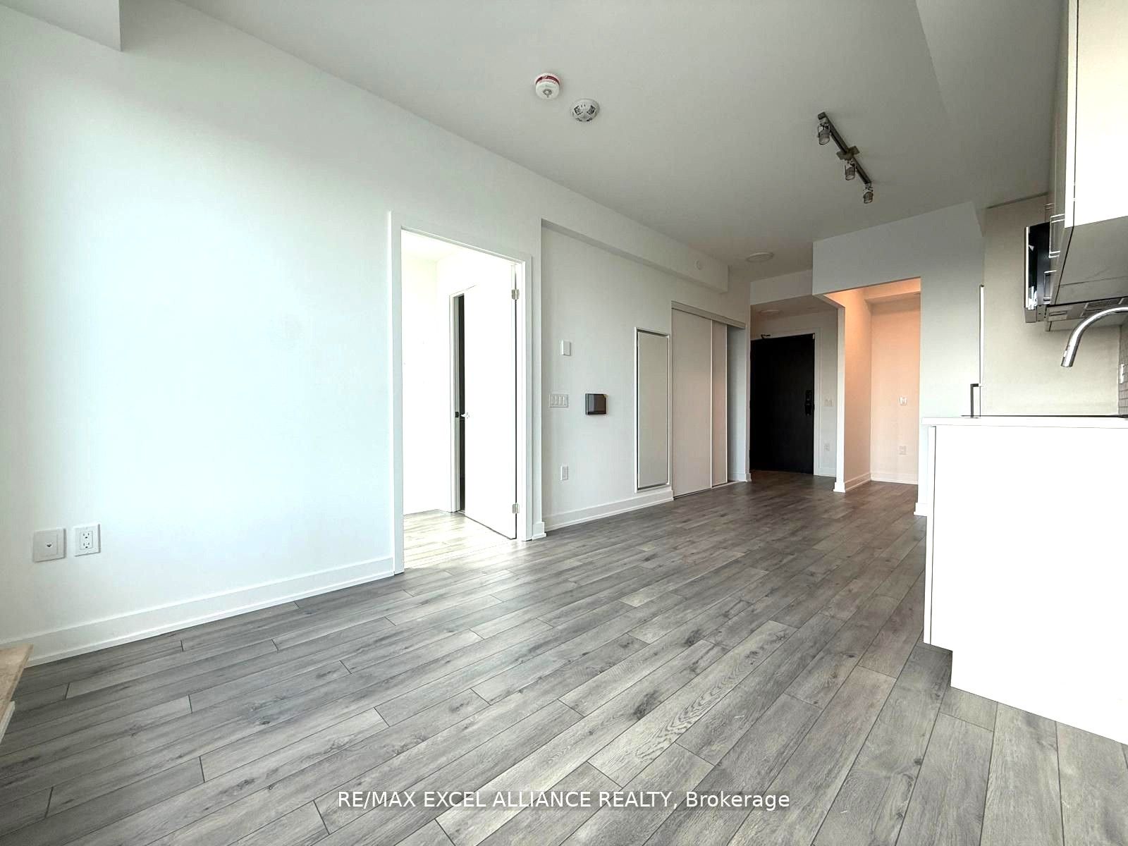 1005 Dundas Street E 629, Oakville, ON L6H 8C7 photo 5