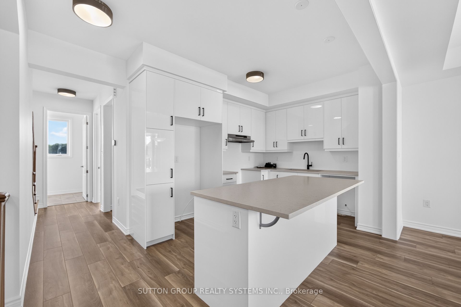 3373 Wrybill Path, Oakville, ON L6H 8E3