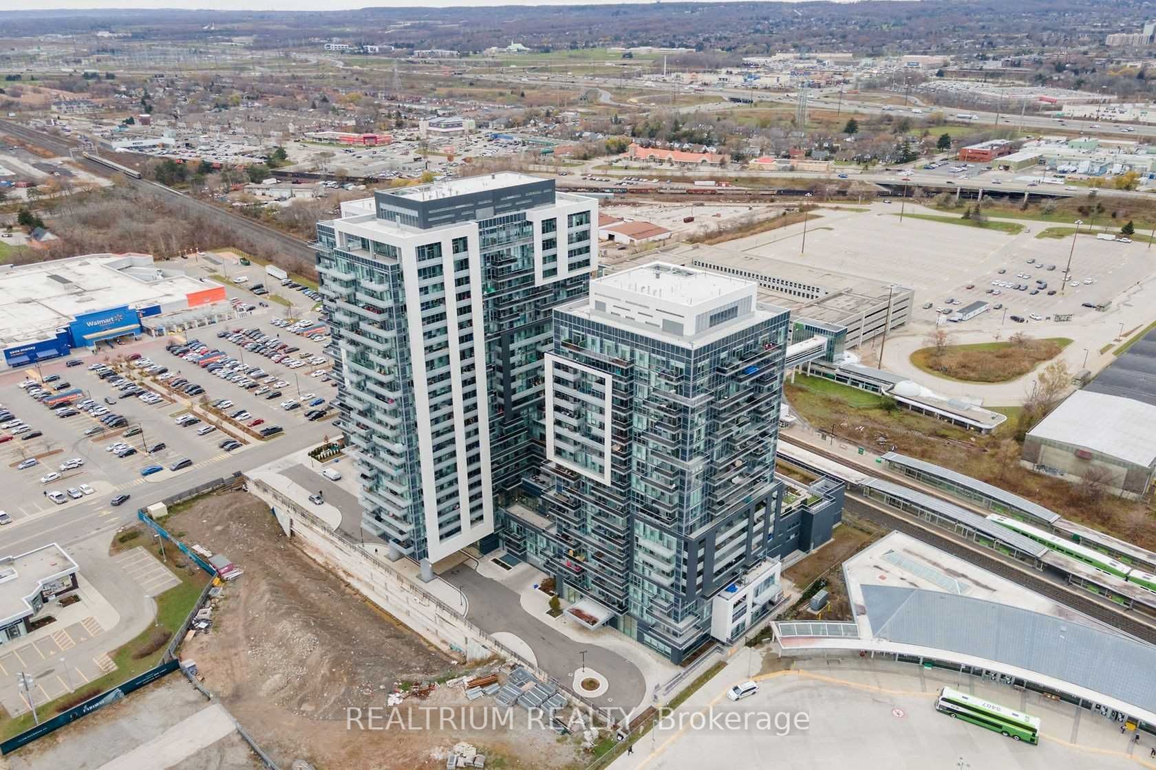 2087 Fairview Street 1105, Burlington, ON L7R 0E5