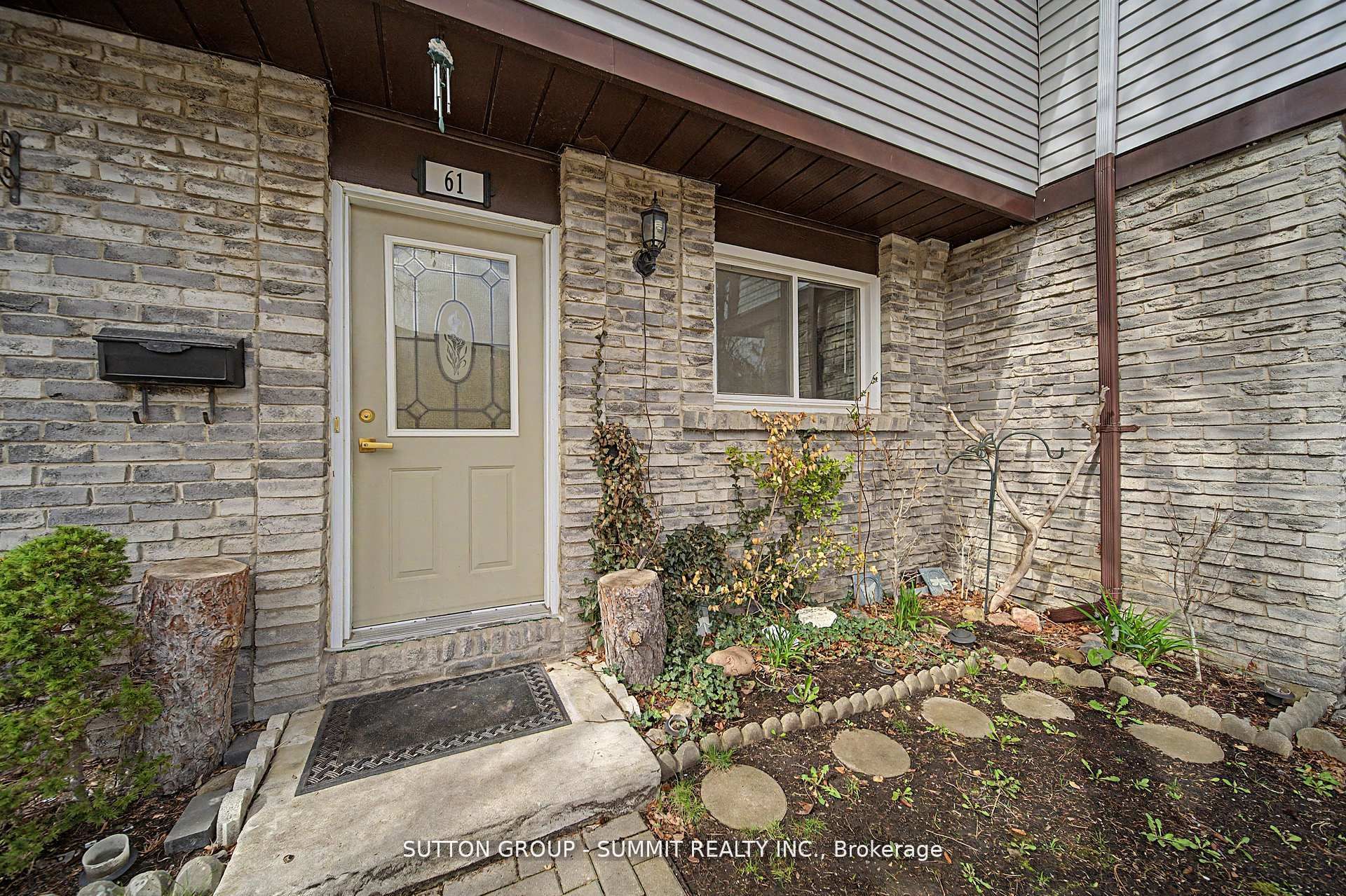 45 E Hansen Road N 61, Brampton, ON L6V 3C5 photo 2