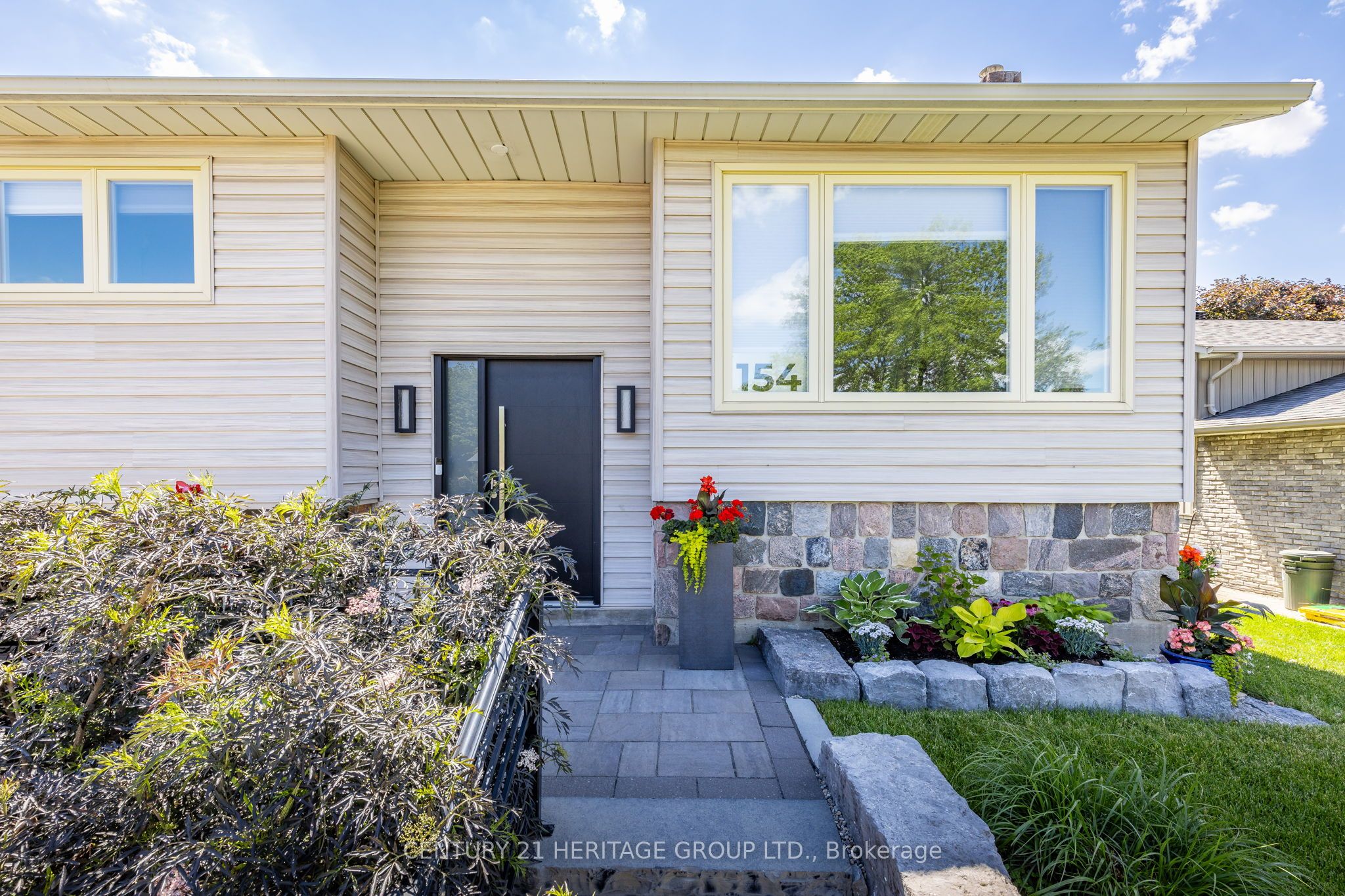 154 Ridge Road, Caledon, ON L7E 4V4 photo 2
