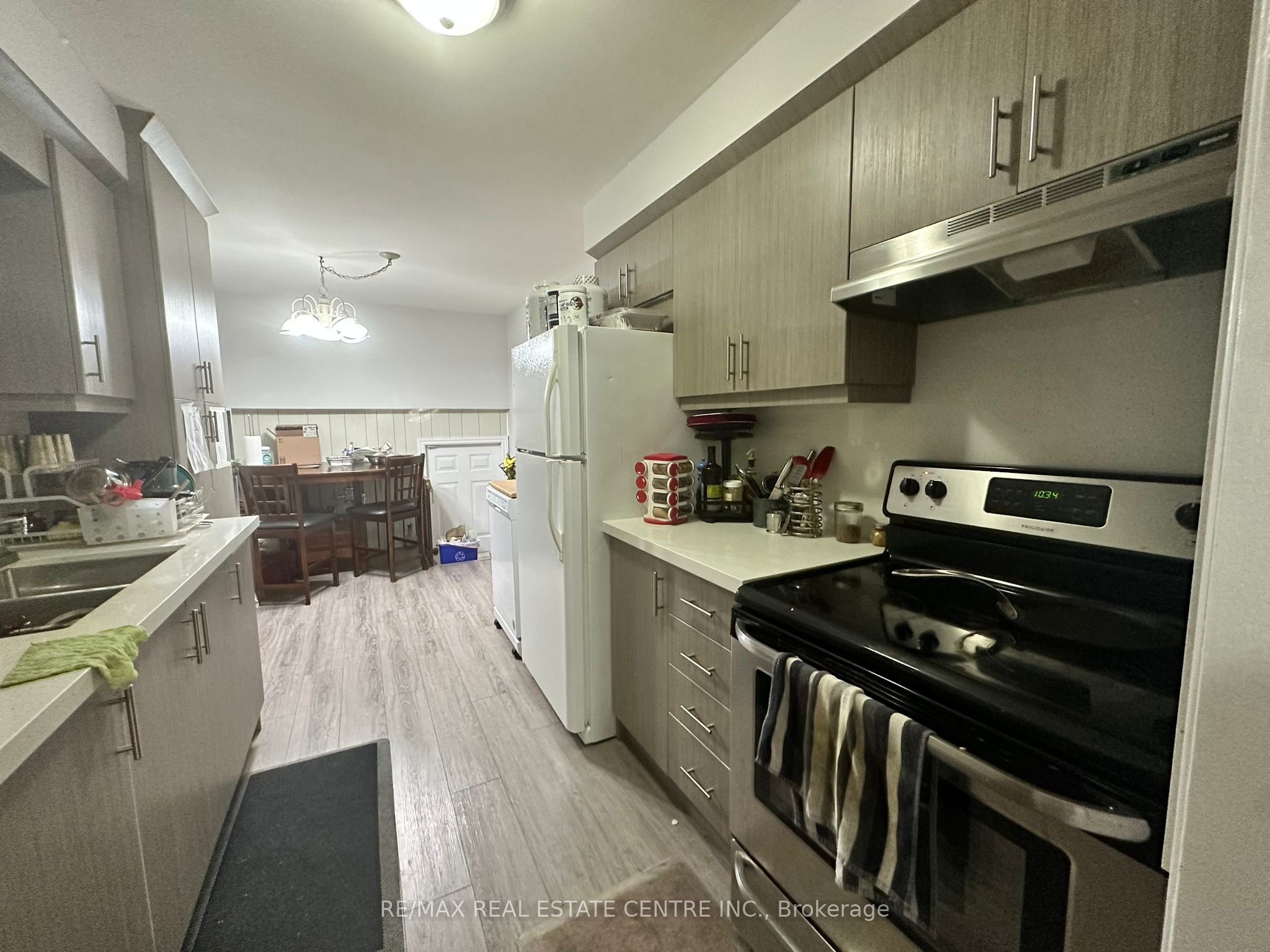 2399 Culver Way, Mississauga, ON L5B 2P8 photo 3