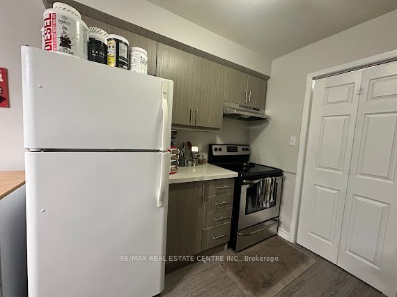 2399 Culver Way, Mississauga, ON L5B 2P8 photo 4