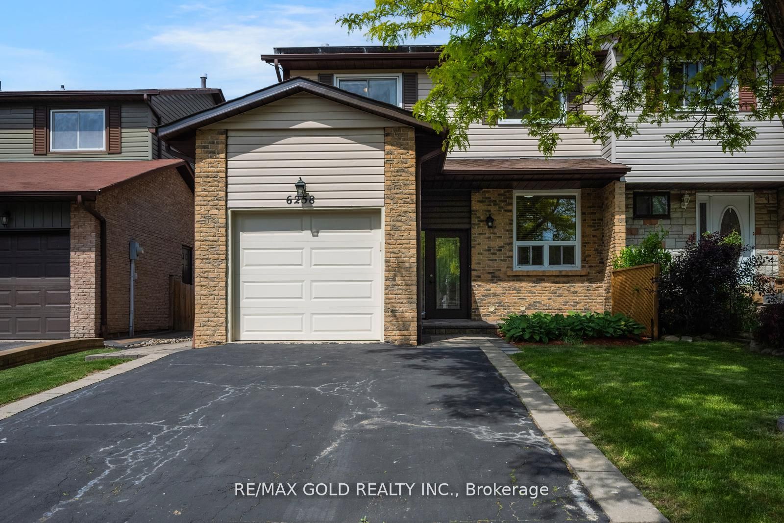 6258 Atherly Crescent, Mississauga, ON L5N 2J2