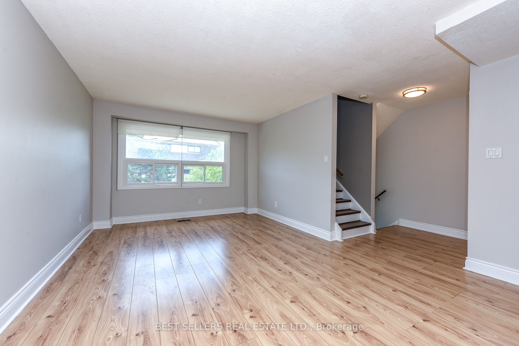 12 Ashton Crescent 12, Brampton, ON L6S 3J9 photo 4