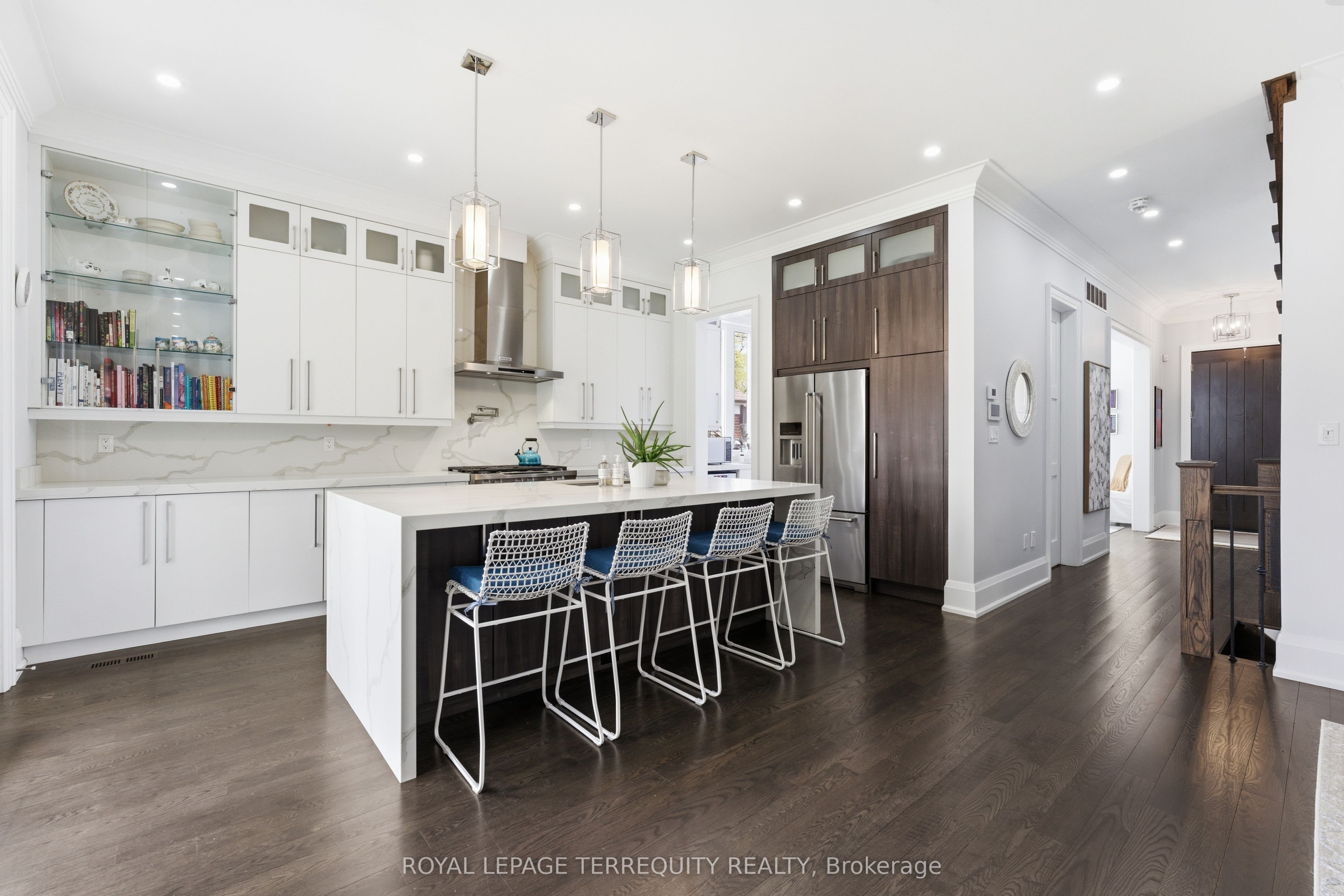 130 Edgecroft Road, Toronto, ON M8Z 2C3 photo 4