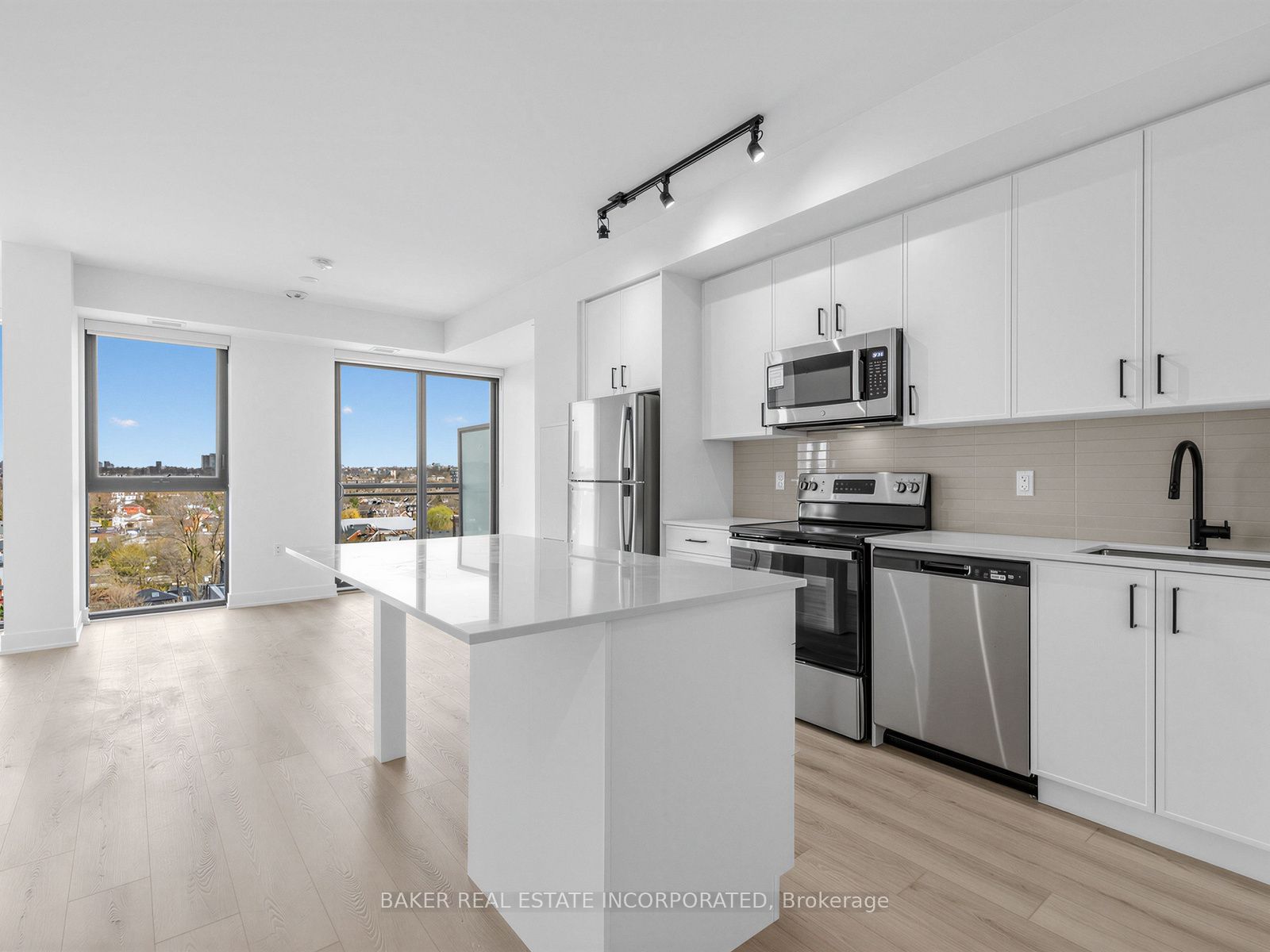 758 Dovercourt Road 1009, Toronto, ON M6H 0G7