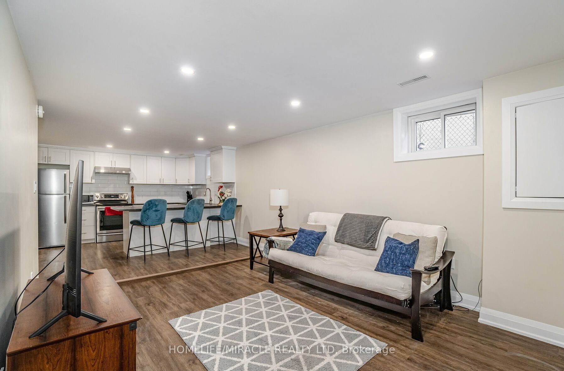 18 Prouse Drive, Brampton, ON L6V 3A8 photo 4