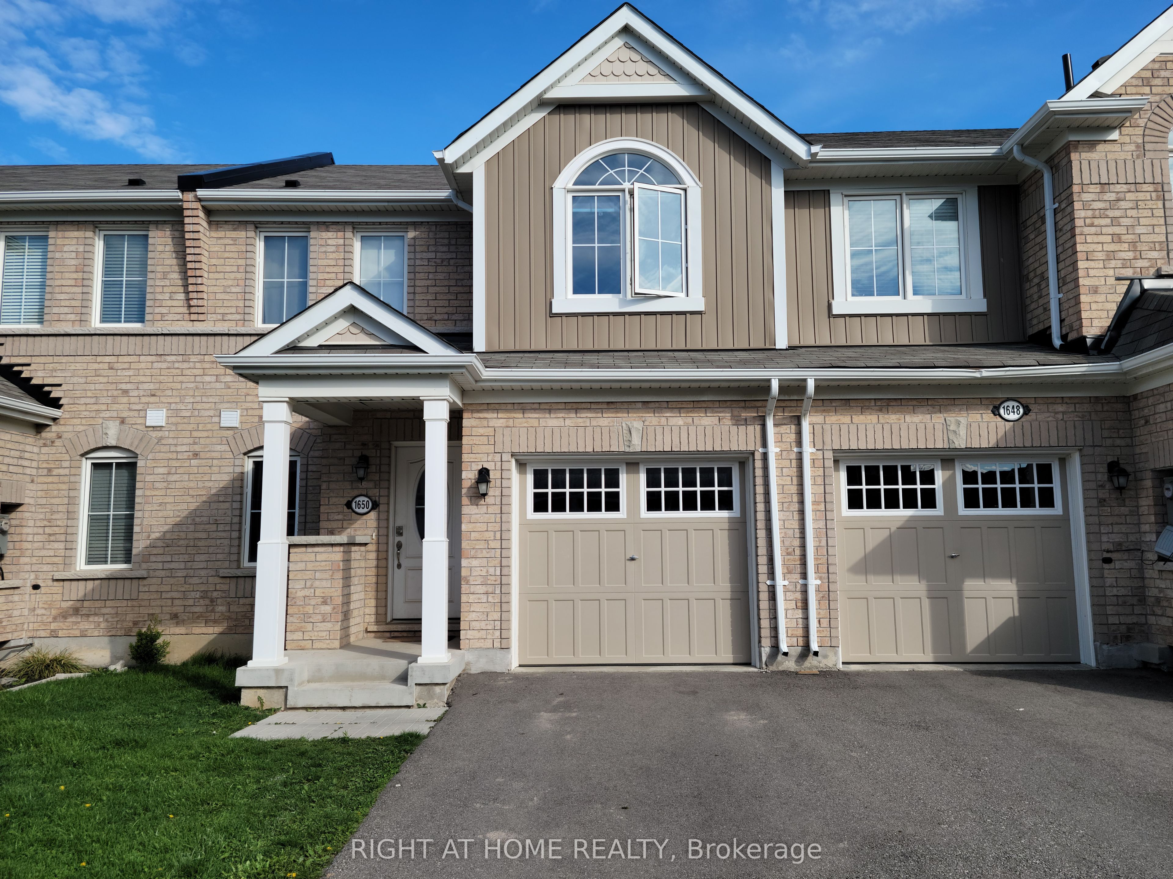 1650 Copeland Circle, Milton, ON L9T 8X8