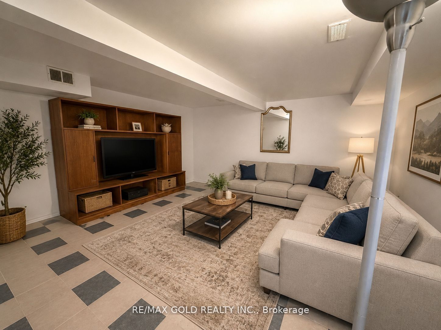 15 Huntingwood Crescent, Brampton, ON L6S 1C5 photo 5