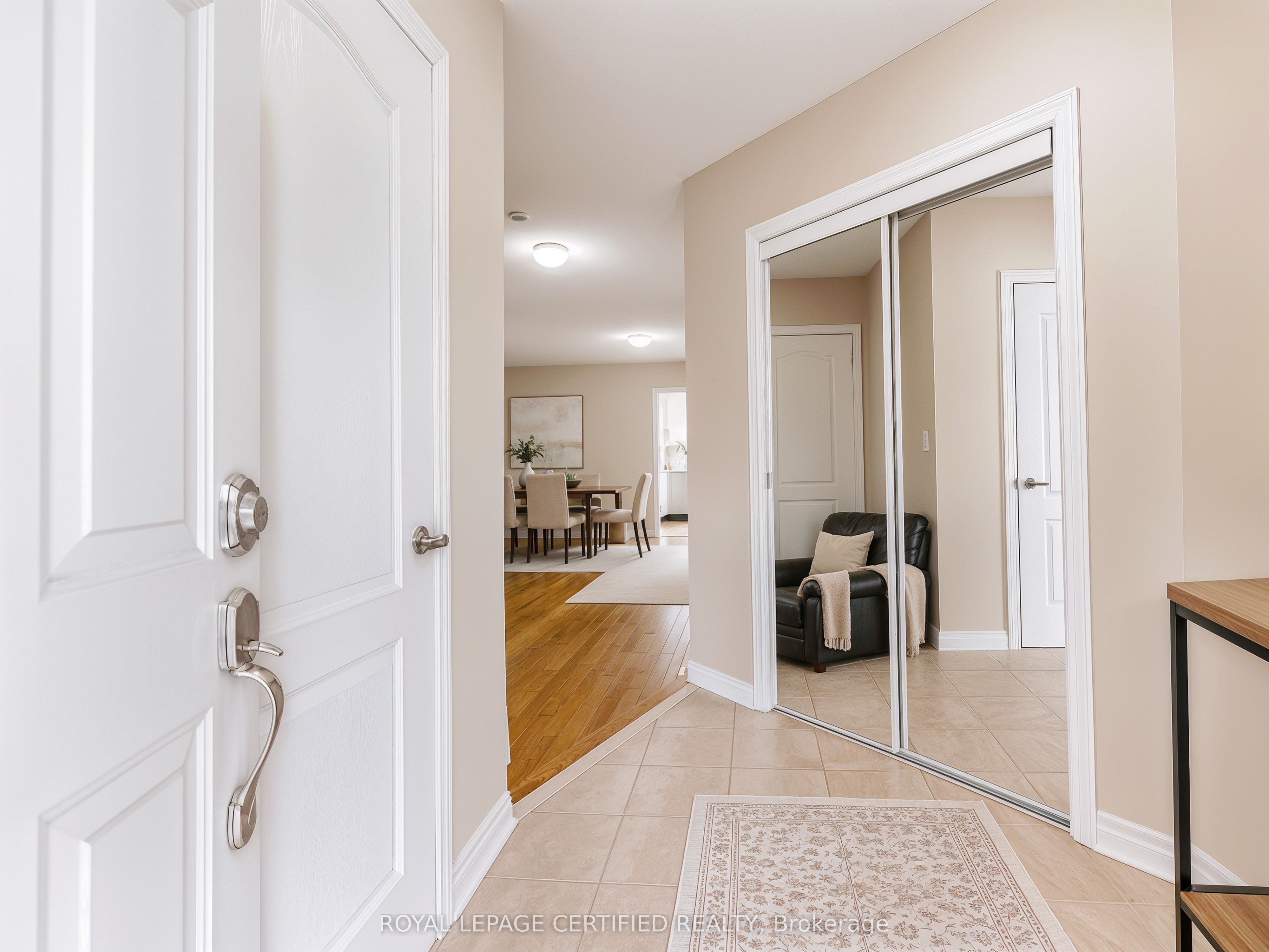 7177 Village Walk, Mississauga, ON L5W 1X2 photo 4