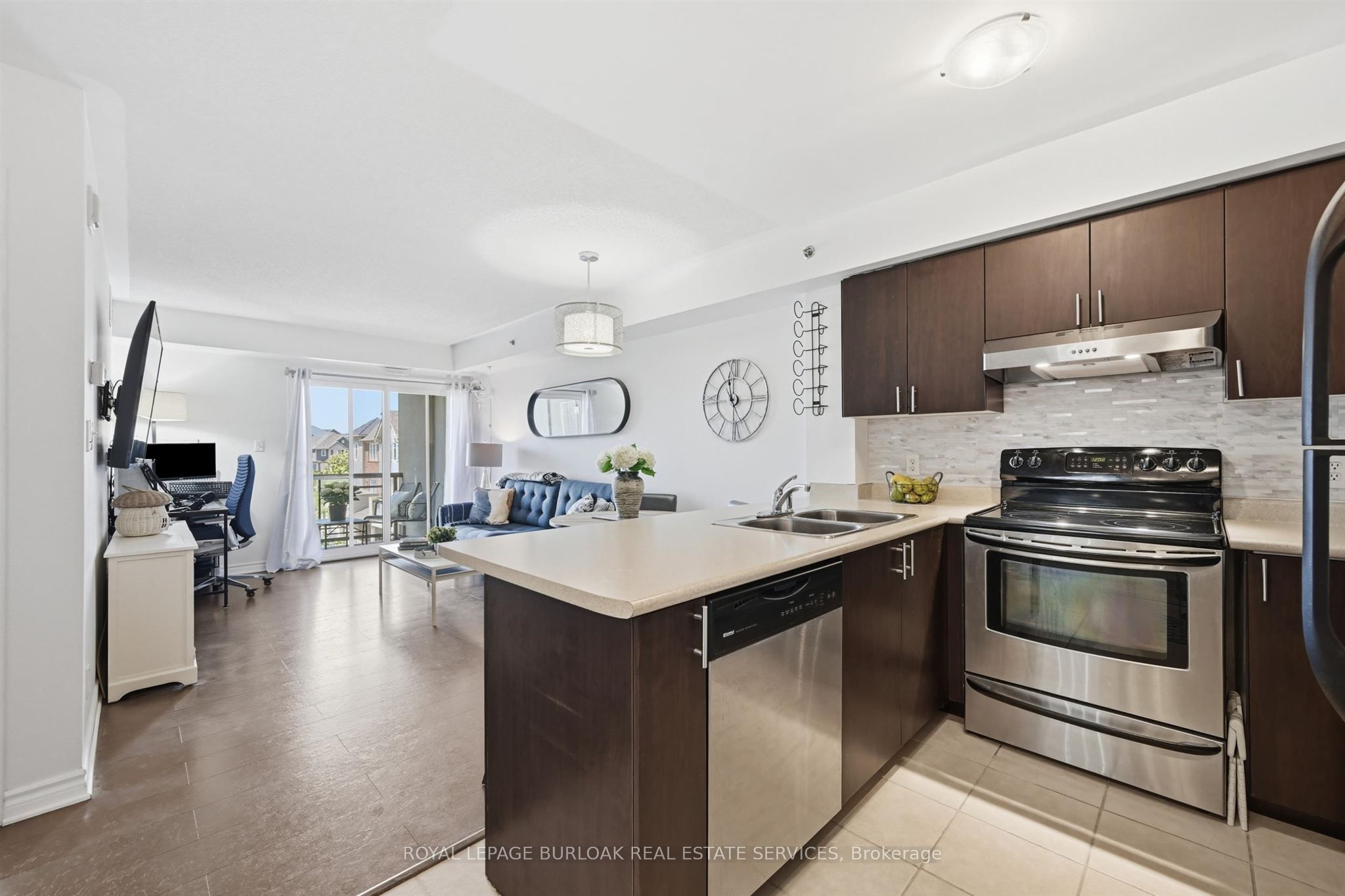 3060 Rotary Way 303, Burlington, ON L7M 0G9 photo 4