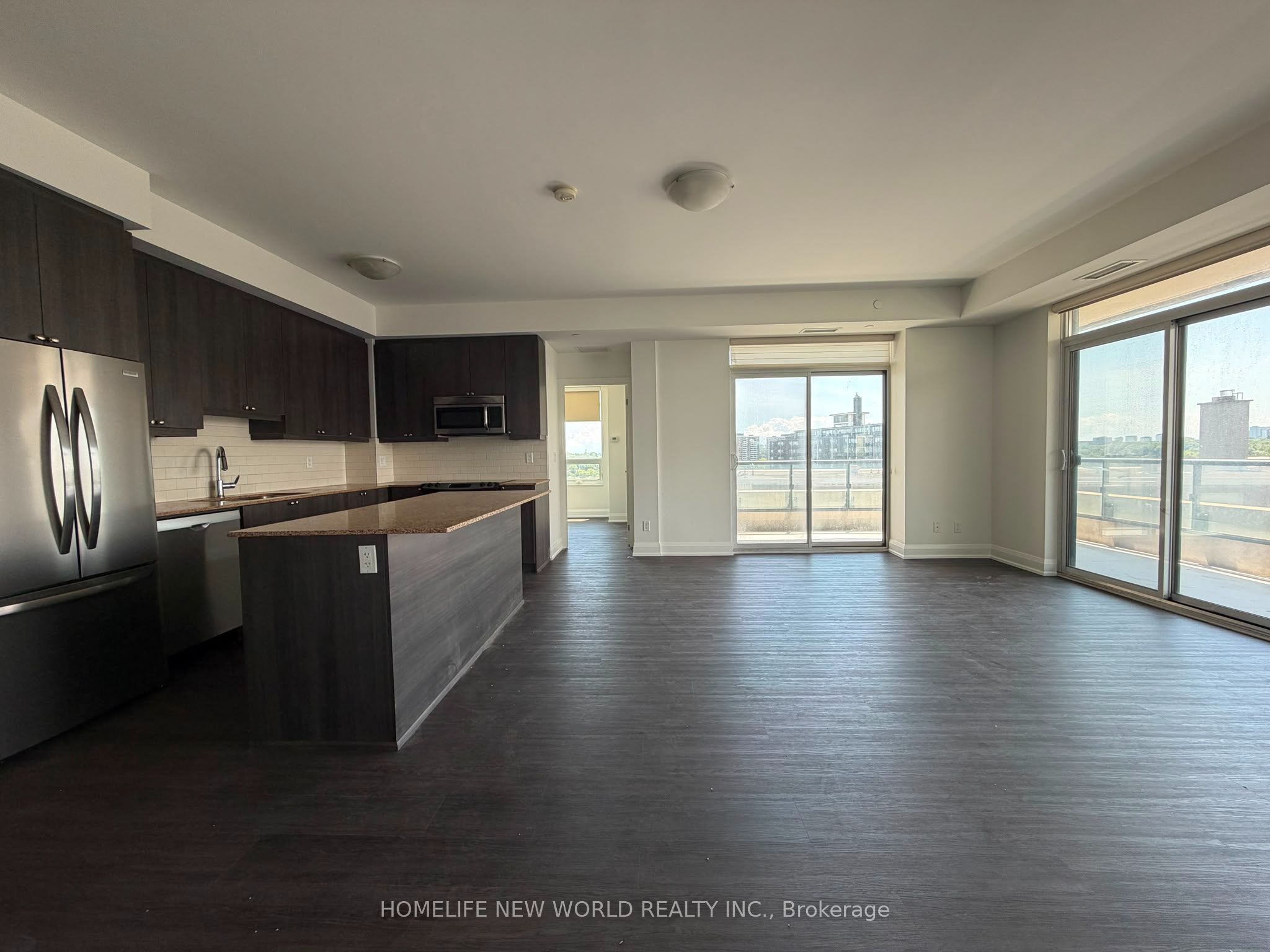35 Fontenay Court 708, Toronto, ON M9A 0E2 photo 2
