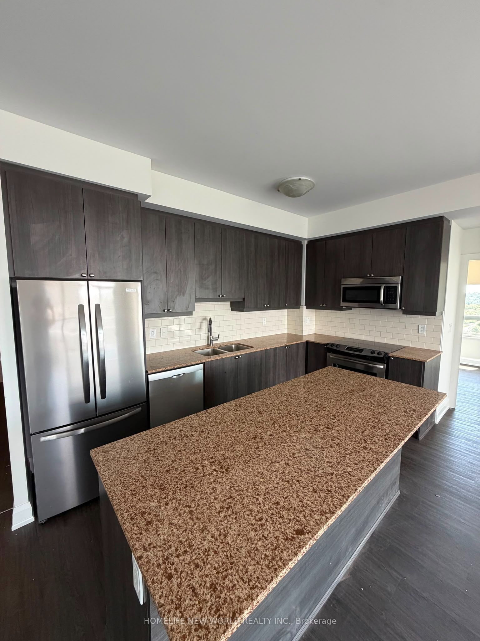 35 Fontenay Court 708, Toronto, ON M9A 0E2 photo 3